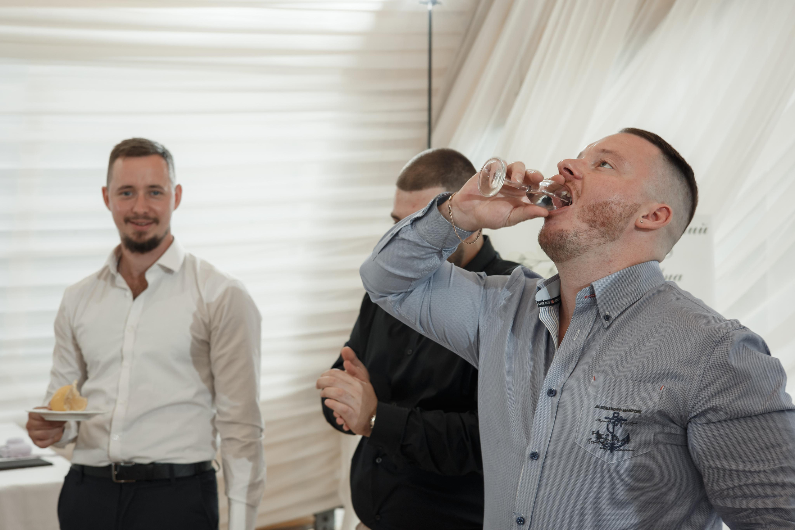 Яна и Дмитрий, Дворянское гнездо, ЗАГС г. Королев. Свадебный и репортажный фотограф (Москва, Королев и другие)