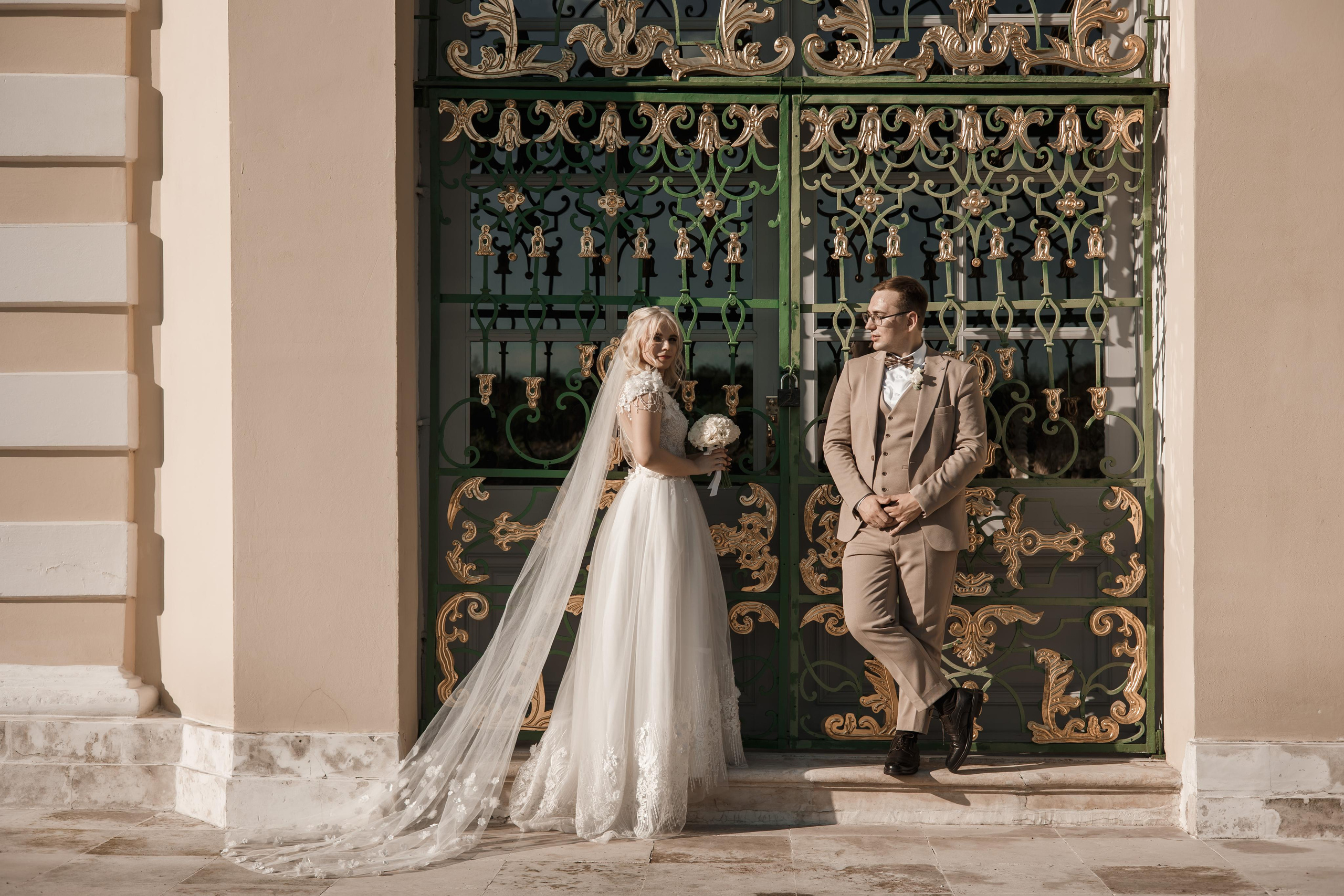 Виктория и Даниил, Железнодорожный + Кусково. Свадебный и репортажный фотограф (Москва, Королев и другие)