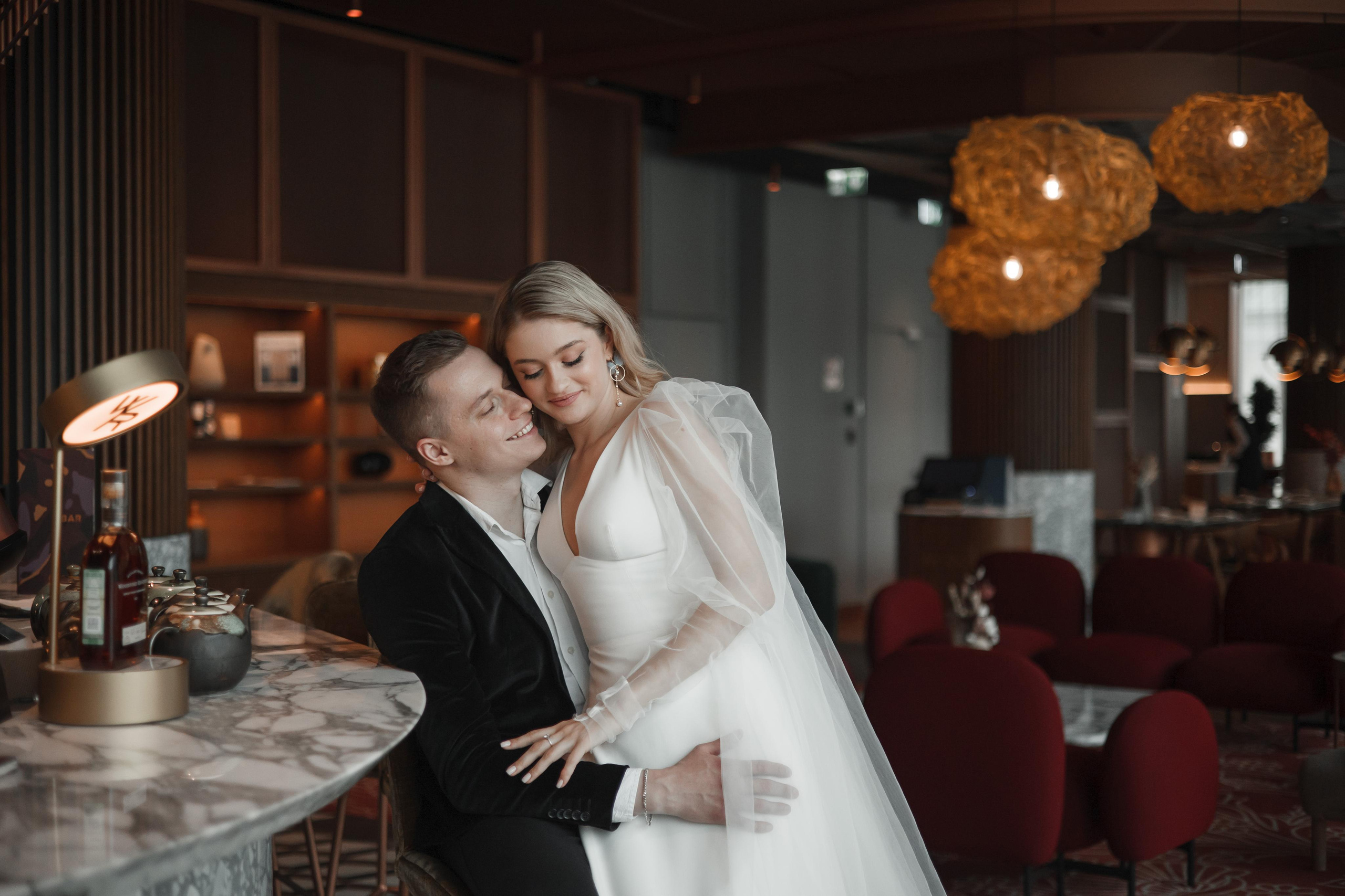 Свадебная фотосессия в отеле Movenpick. Свадебный и репортажный фотограф (Москва, Королев и другие)