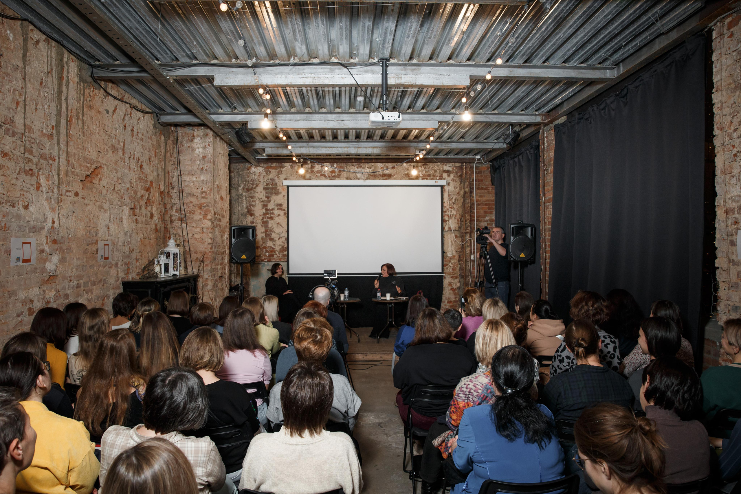 Марина Мелия — бизнес-портрет, Конференция. Свадебный и репортажный фотограф (Москва, Королев и другие)