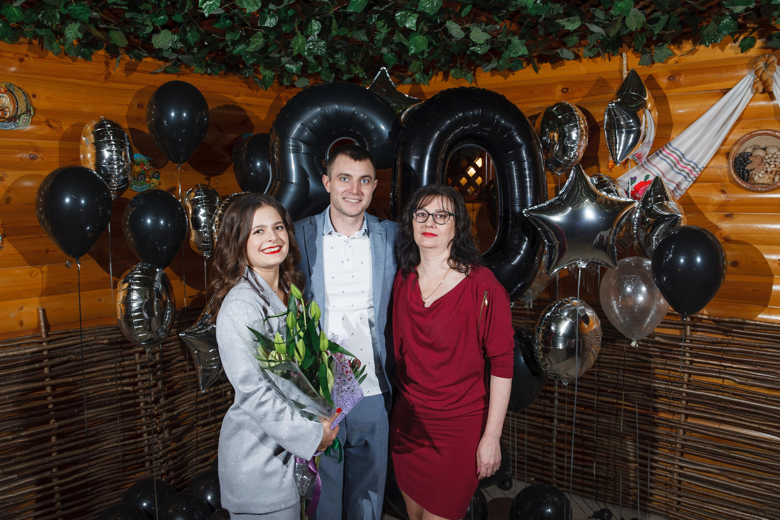 День рождения в ресторане «Кодру». Свадебный и репортажный фотограф (Москва, Королев и другие)