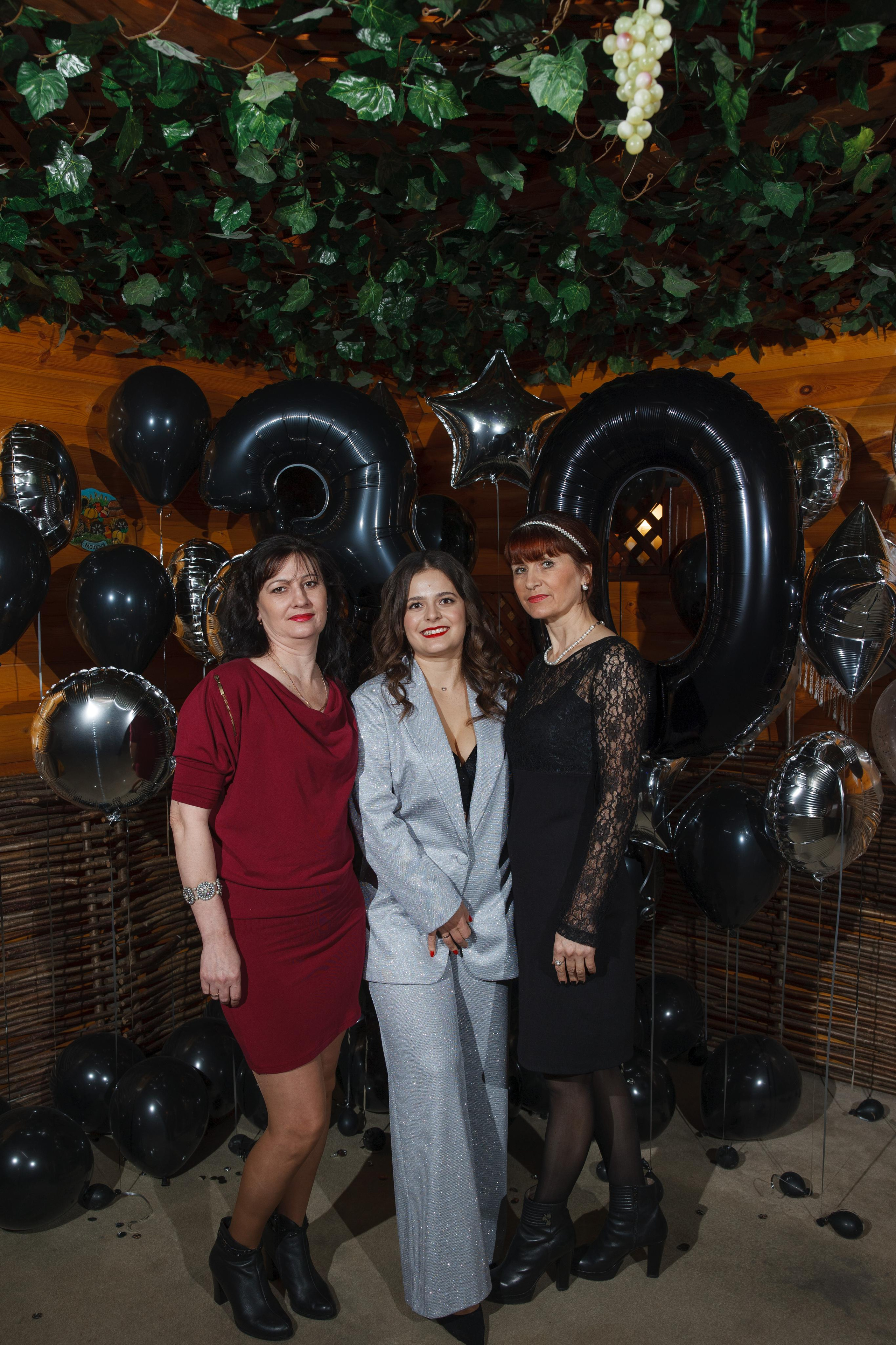 День рождения в ресторане «Кодру». Свадебный и репортажный фотограф (Москва, Королев и другие)