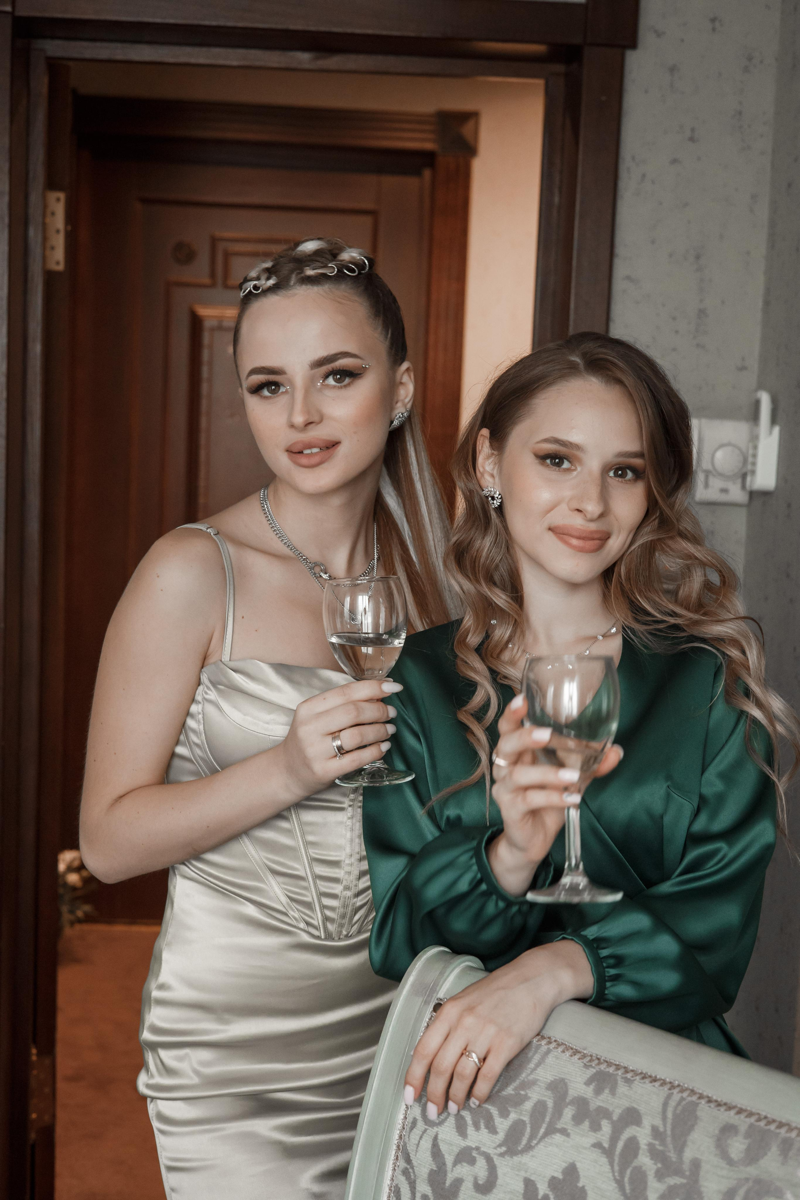 Яна и Дмитрий, Дворянское гнездо, ЗАГС г. Королев. Свадебный и репортажный фотограф (Москва, Королев и другие)