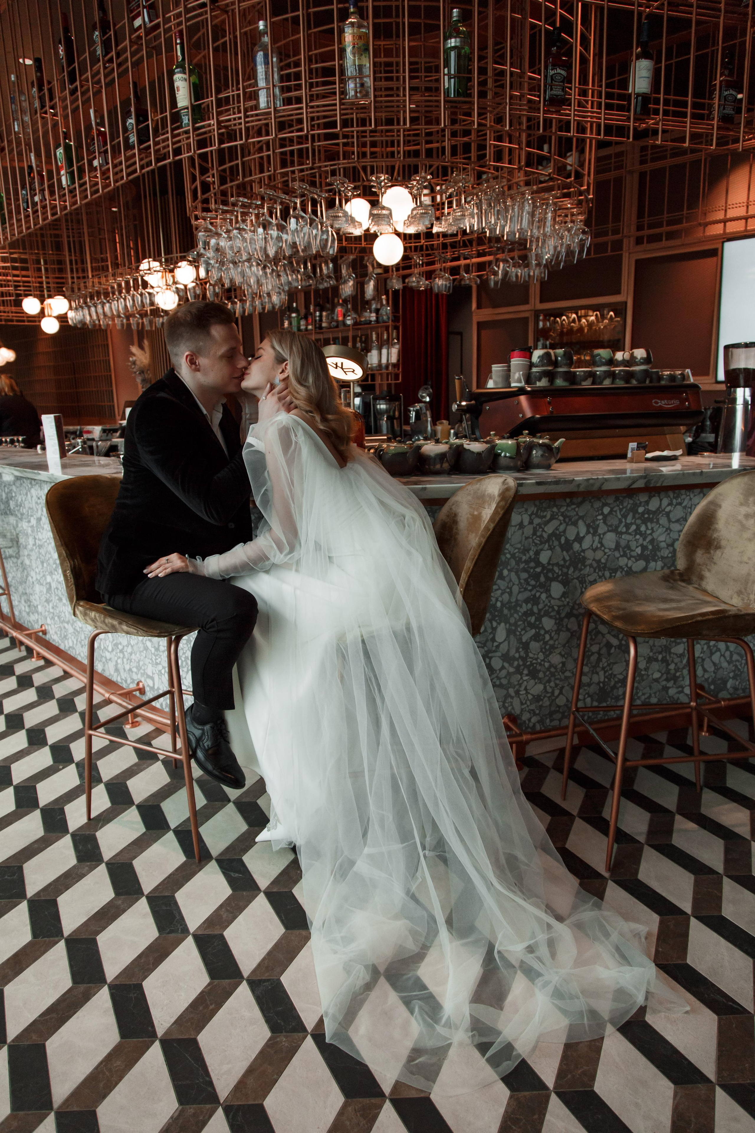 Свадебная фотосессия в отеле Movenpick. Свадебный и репортажный фотограф (Москва, Королев и другие)