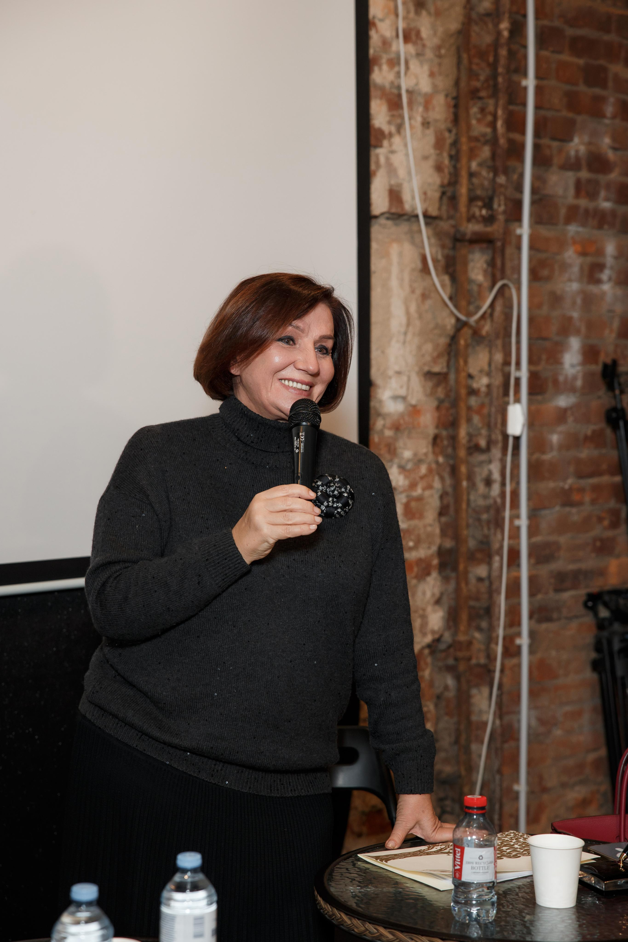 Марина Мелия — бизнес-портрет, Конференция. Свадебный и репортажный фотограф (Москва, Королев и другие)