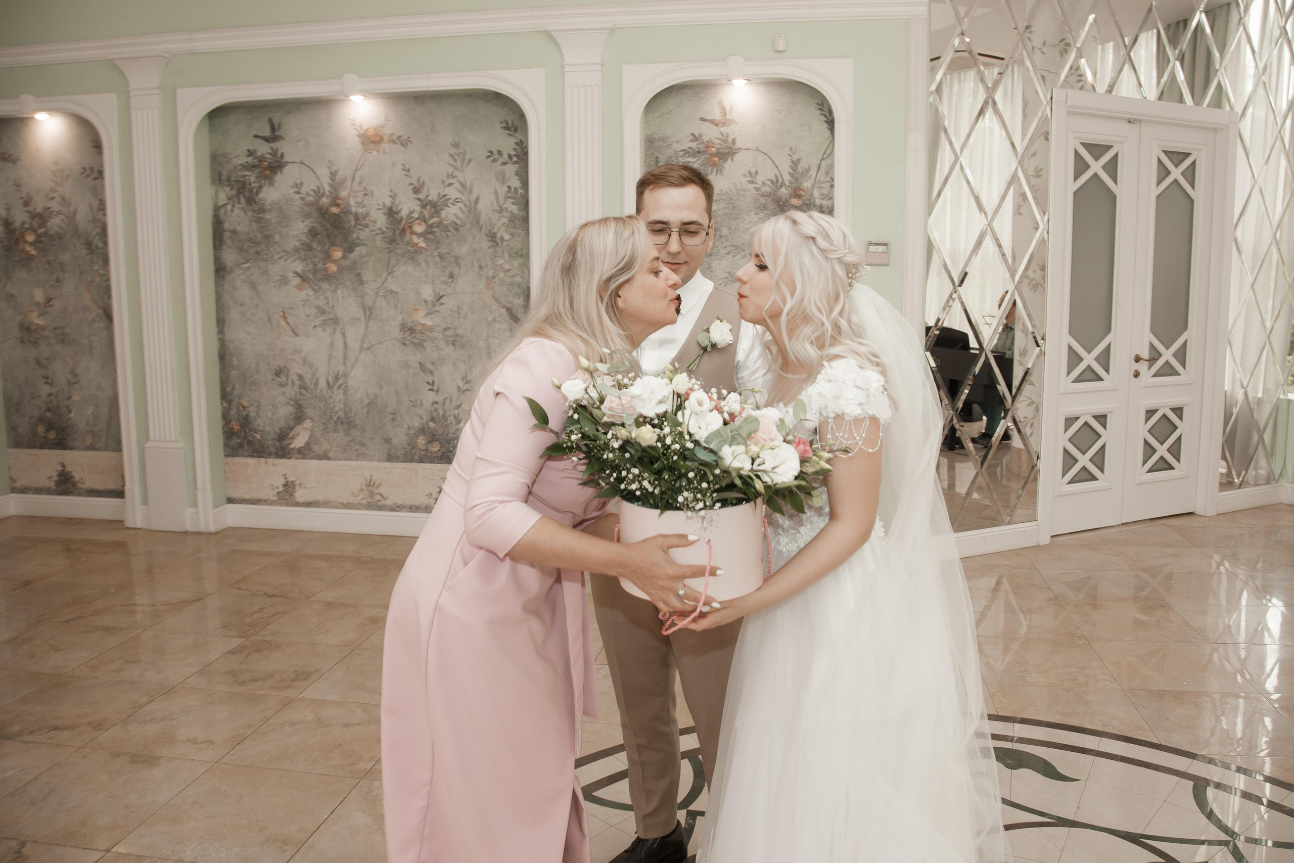 Виктория и Даниил, Железнодорожный + Кусково. Свадебный и репортажный фотограф (Москва, Королев и другие)