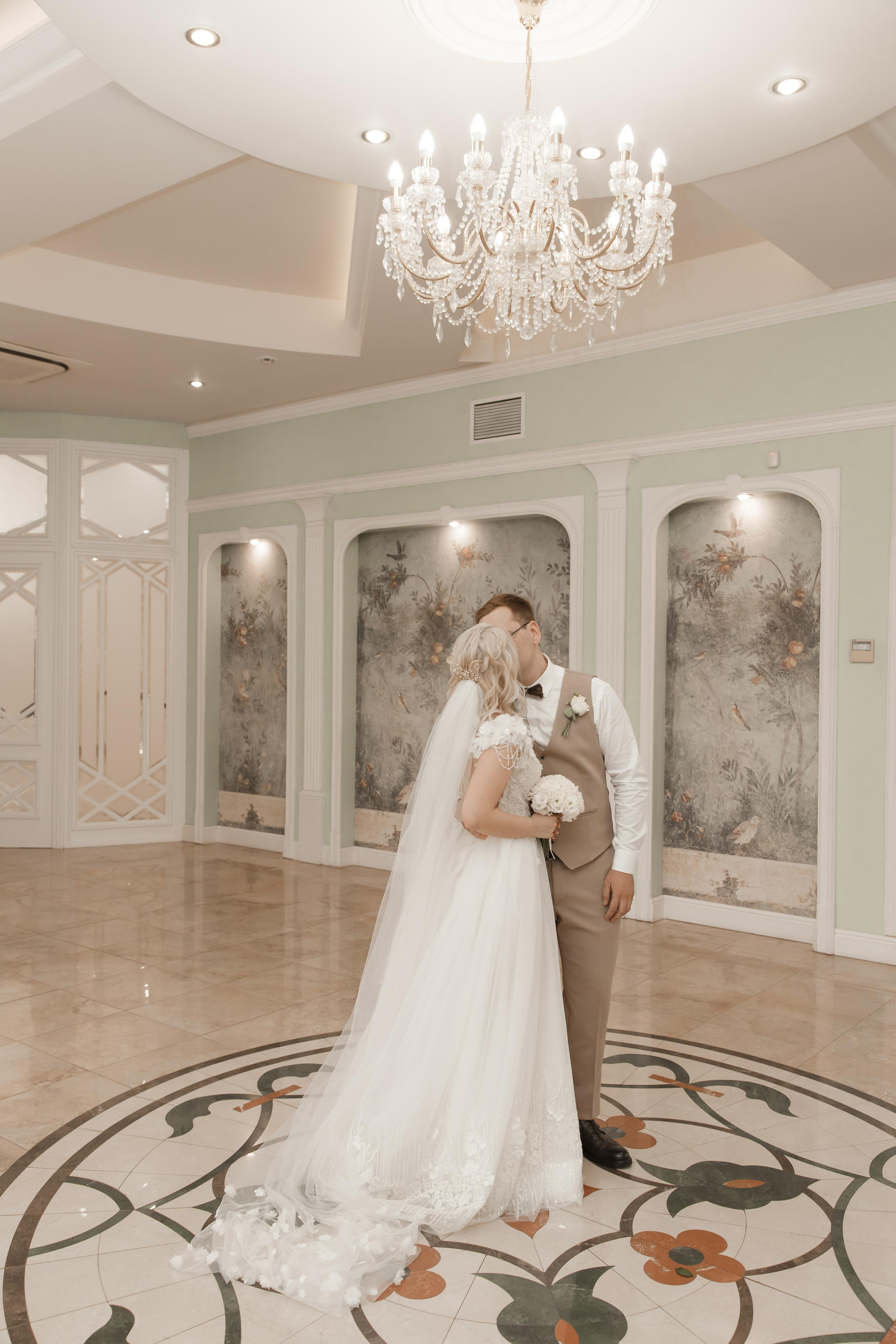 Виктория и Даниил, Железнодорожный + Кусково. Свадебный и репортажный фотограф (Москва, Королев и другие)