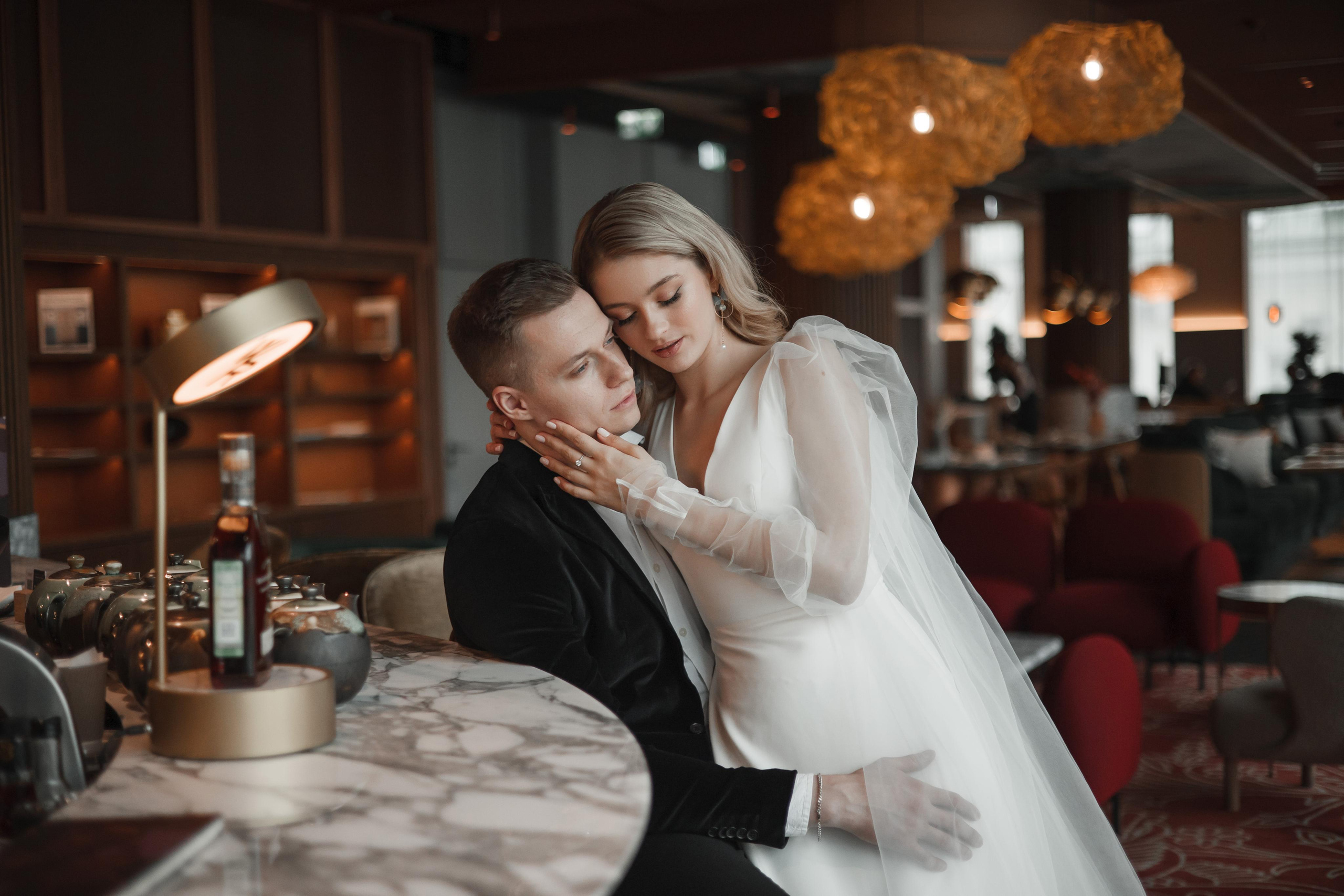 Свадебная фотосессия в отеле Movenpick. Свадебный и репортажный фотограф (Москва, Королев и другие)