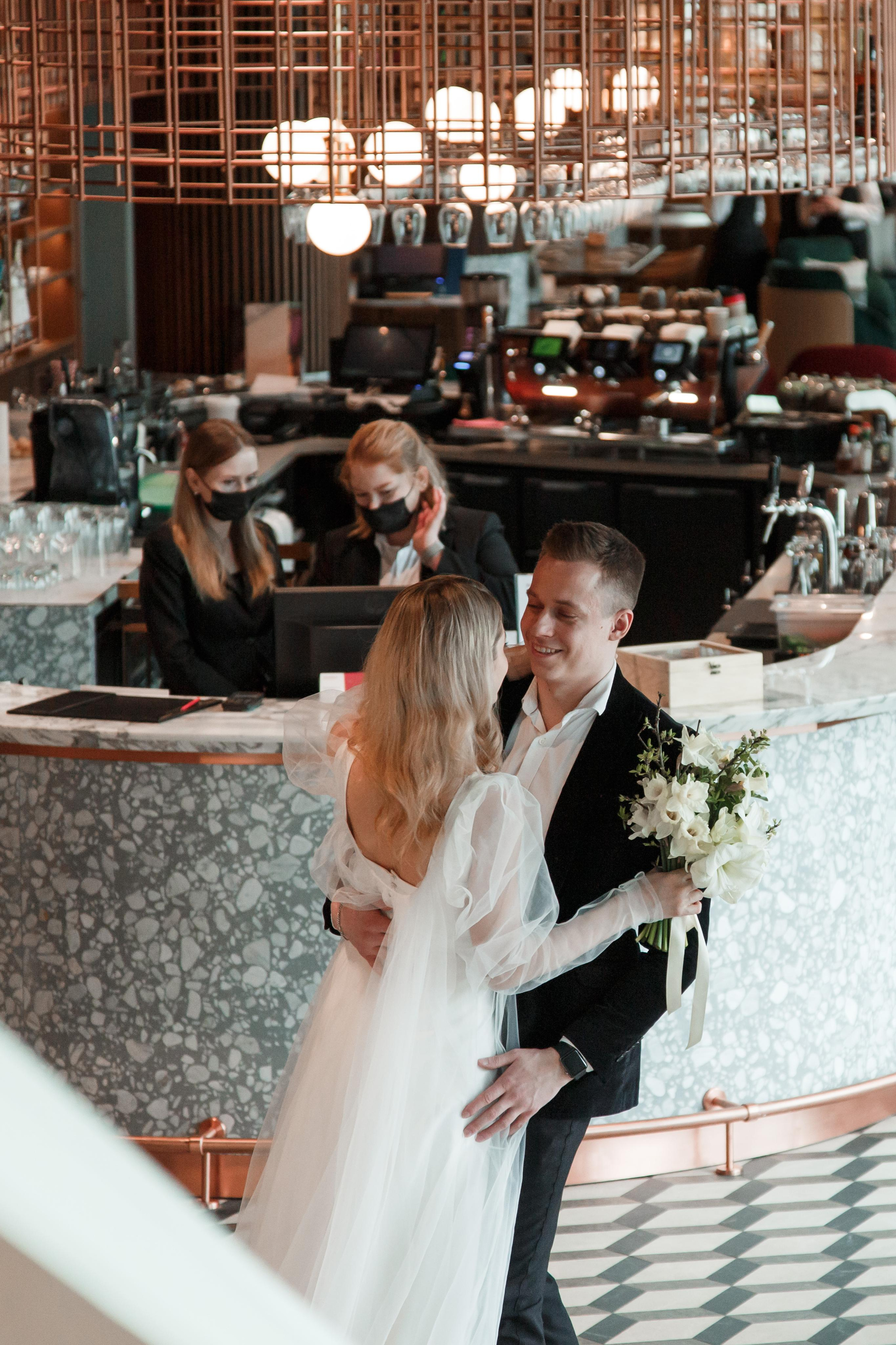 Свадебная фотосессия в отеле Movenpick. Свадебный и репортажный фотограф (Москва, Королев и другие)