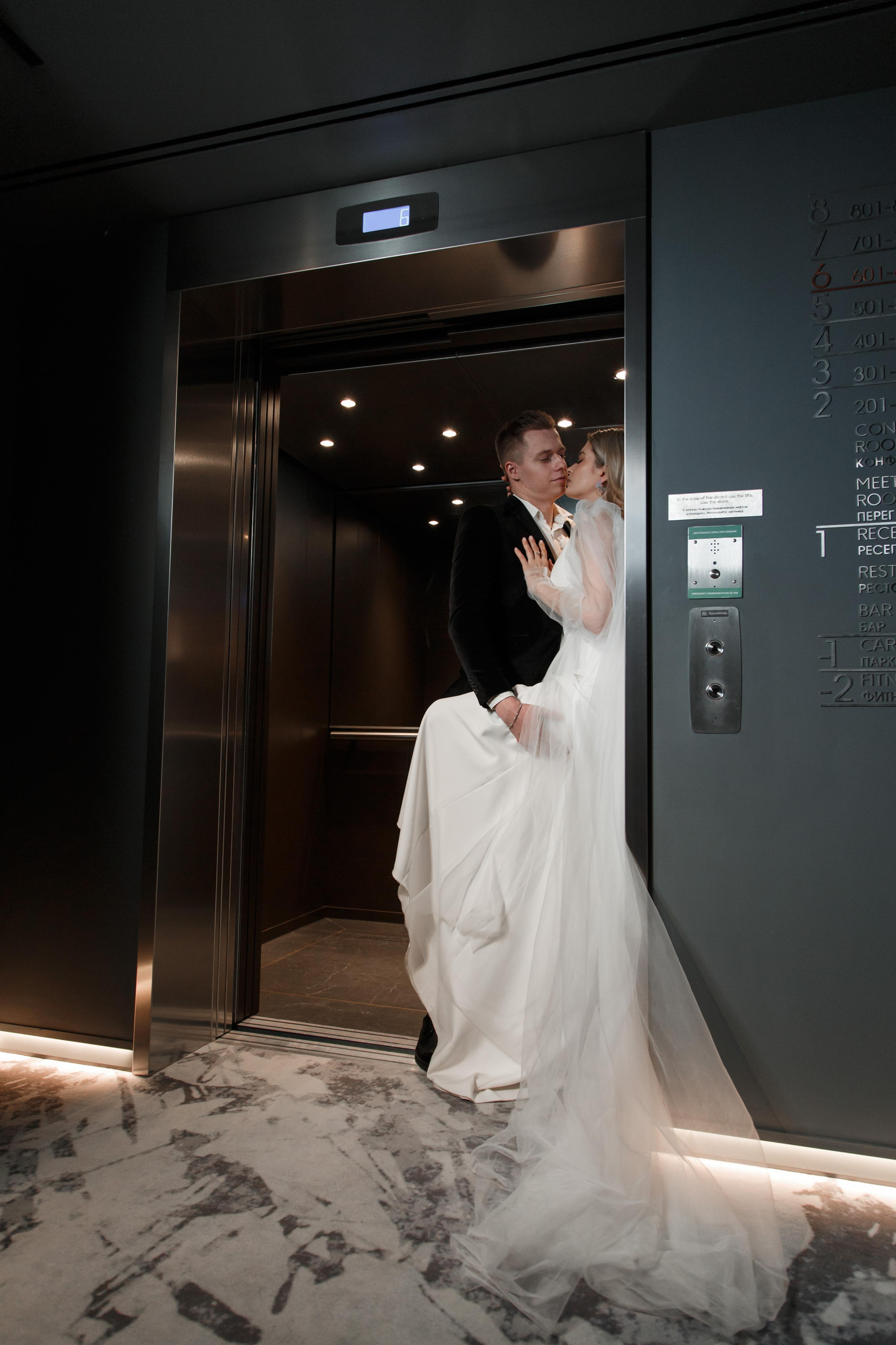 Свадебная фотосессия в отеле Movenpick. Свадебный и репортажный фотограф (Москва, Королев и другие)