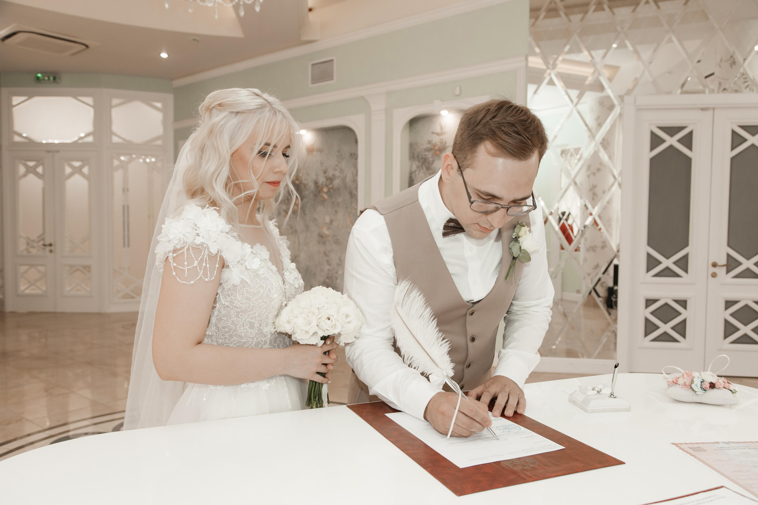 Виктория и Даниил, Железнодорожный + Кусково. Свадебный и репортажный фотограф (Москва, Королев и другие)