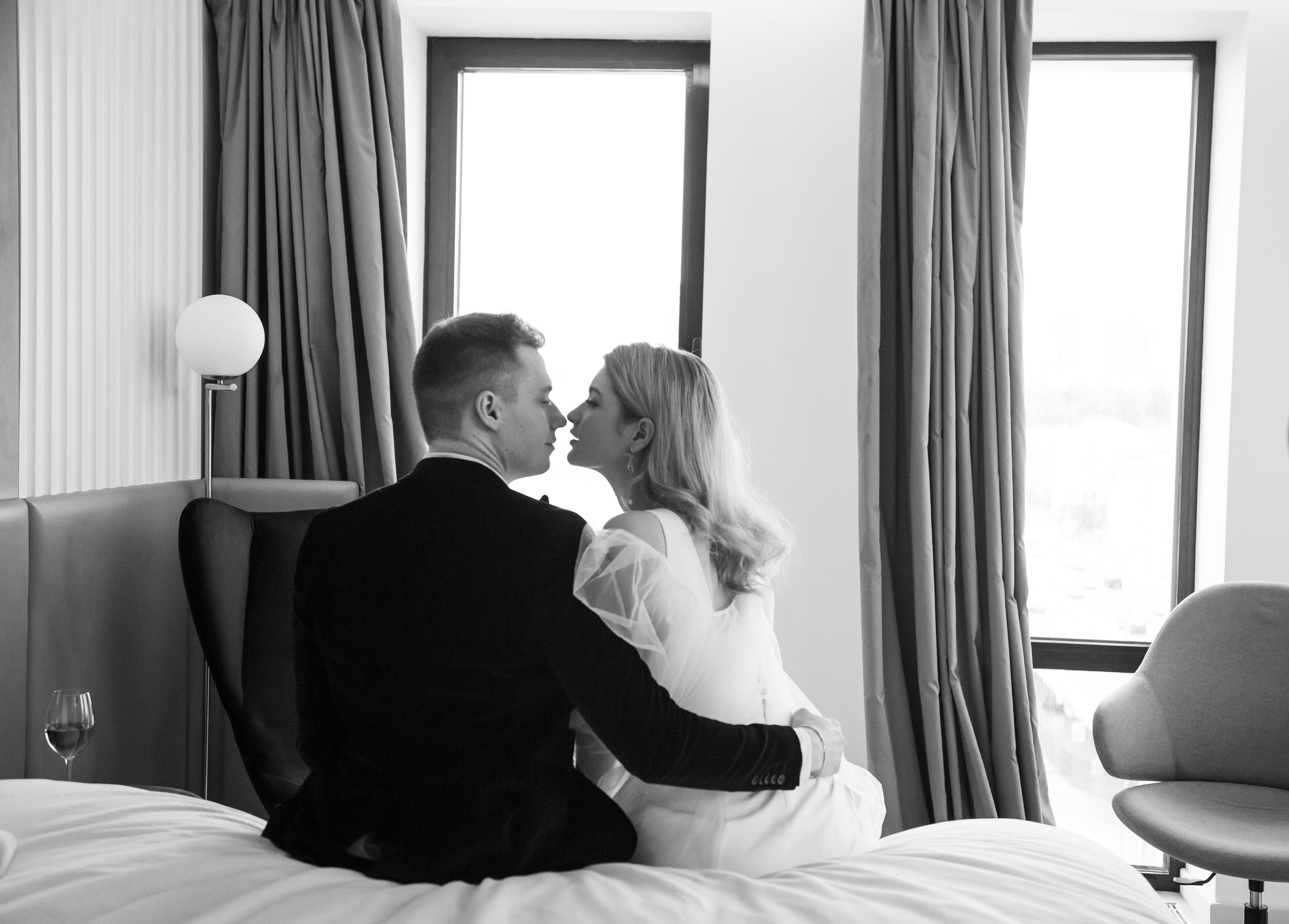 Свадебная фотосессия в отеле Movenpick. Свадебный и репортажный фотограф (Москва, Королев и другие)