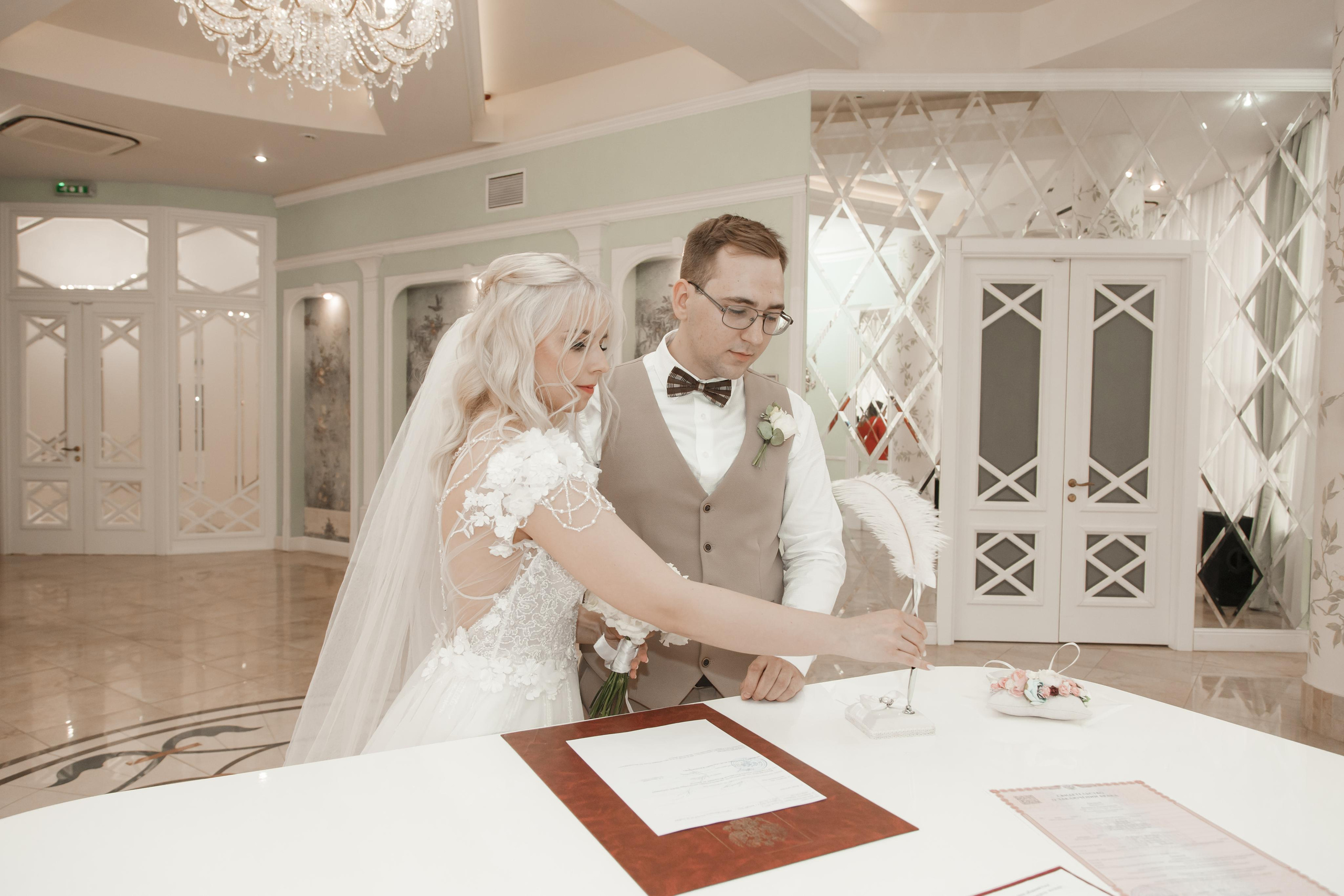 Виктория и Даниил, Железнодорожный + Кусково. Свадебный и репортажный фотограф (Москва, Королев и другие)