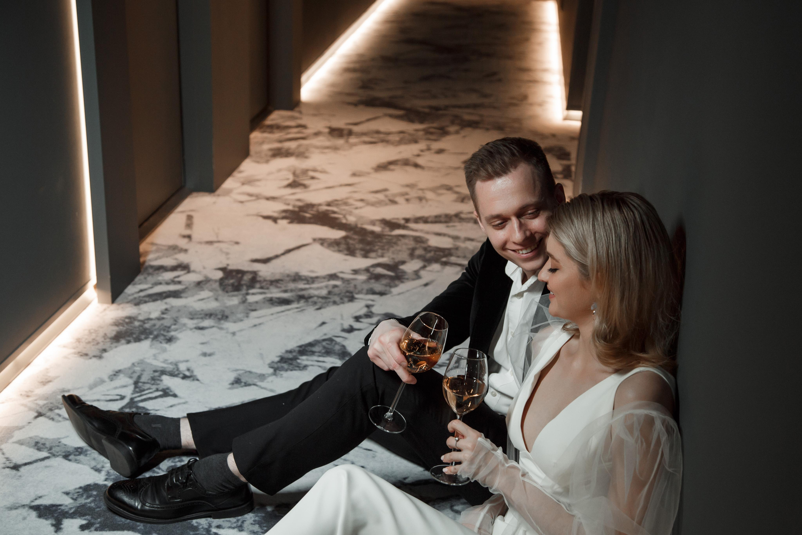 Свадебная фотосессия в отеле Movenpick. Свадебный и репортажный фотограф (Москва, Королев и другие)