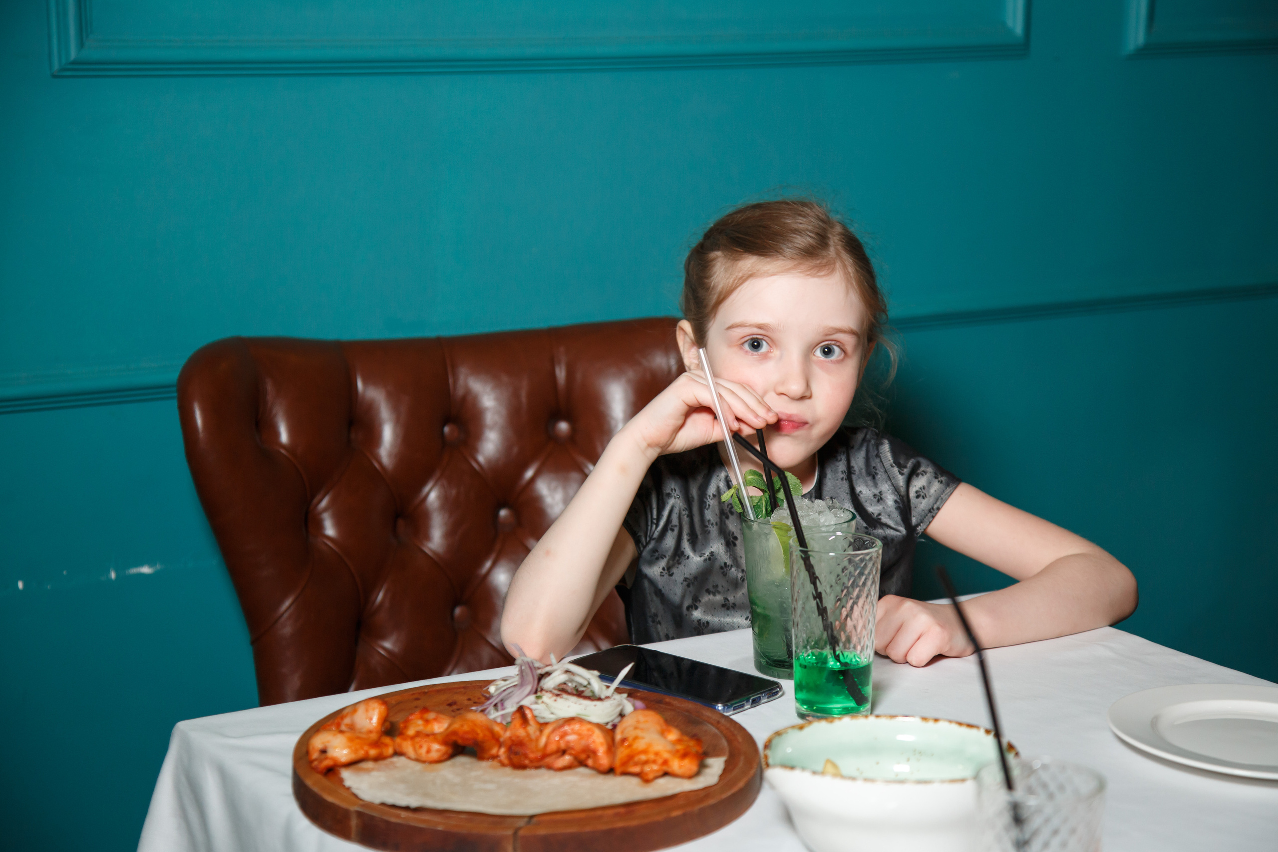 День рождения в ресторане «Дюшес». Свадебный и репортажный фотограф (Москва, Королев и другие)