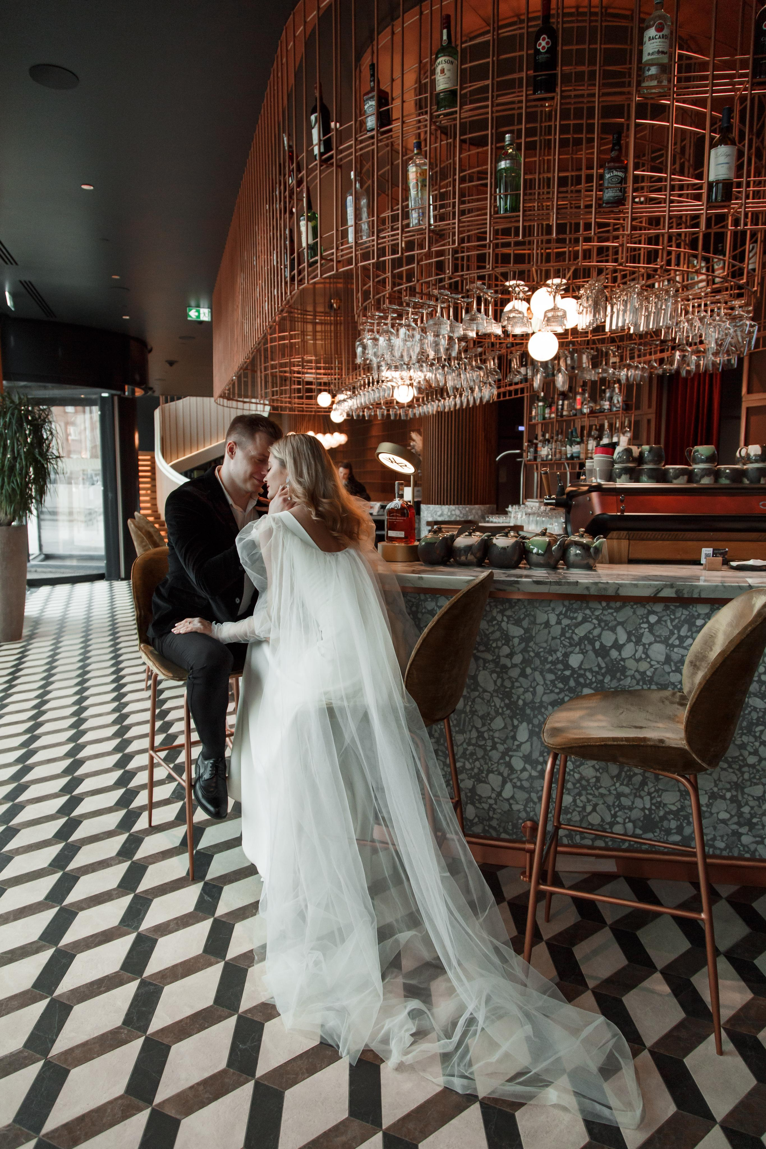 Свадебная фотосессия в отеле Movenpick. Свадебный и репортажный фотограф (Москва, Королев и другие)