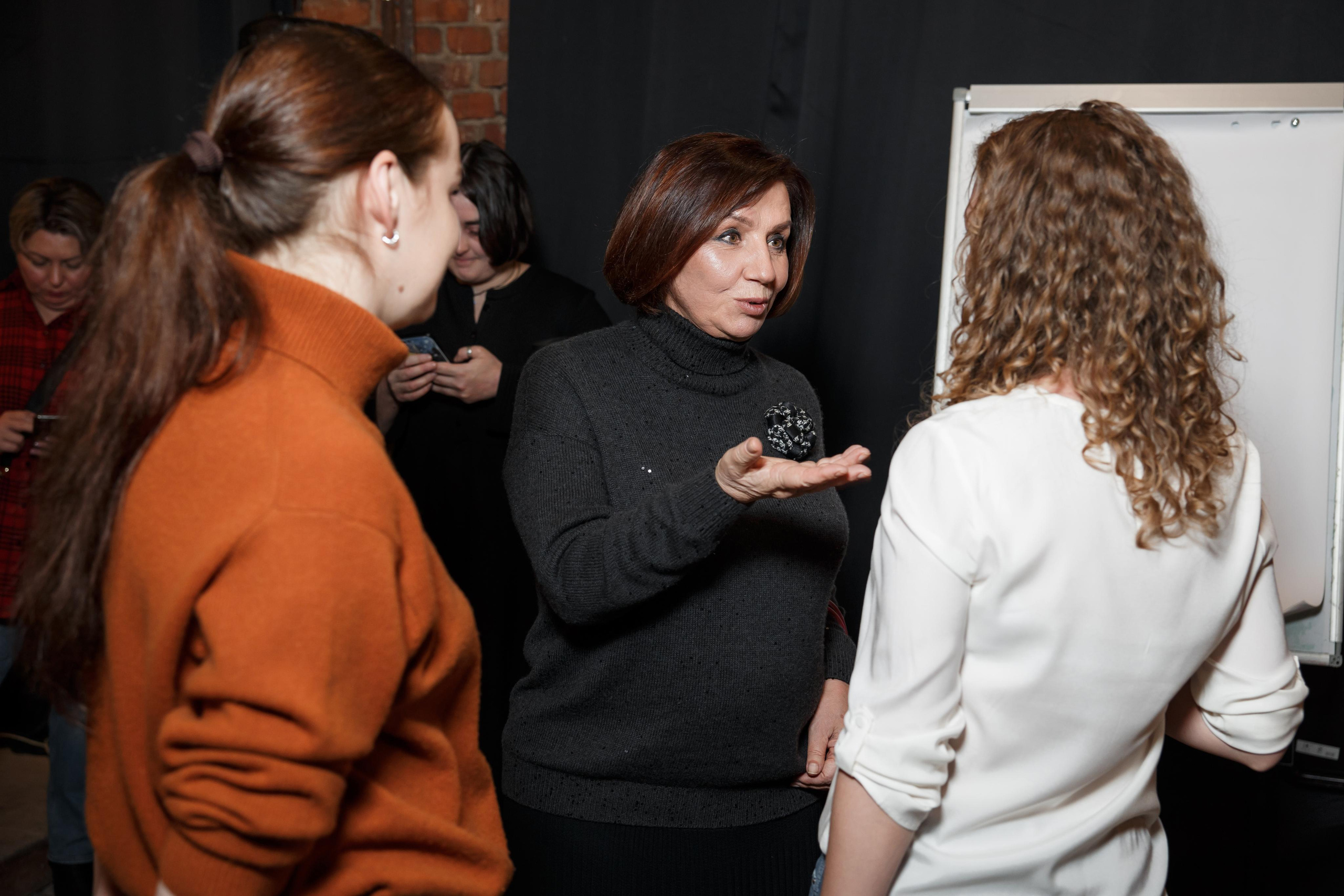 Марина Мелия — бизнес-портрет, Конференция. Свадебный и репортажный фотограф (Москва, Королев и другие)