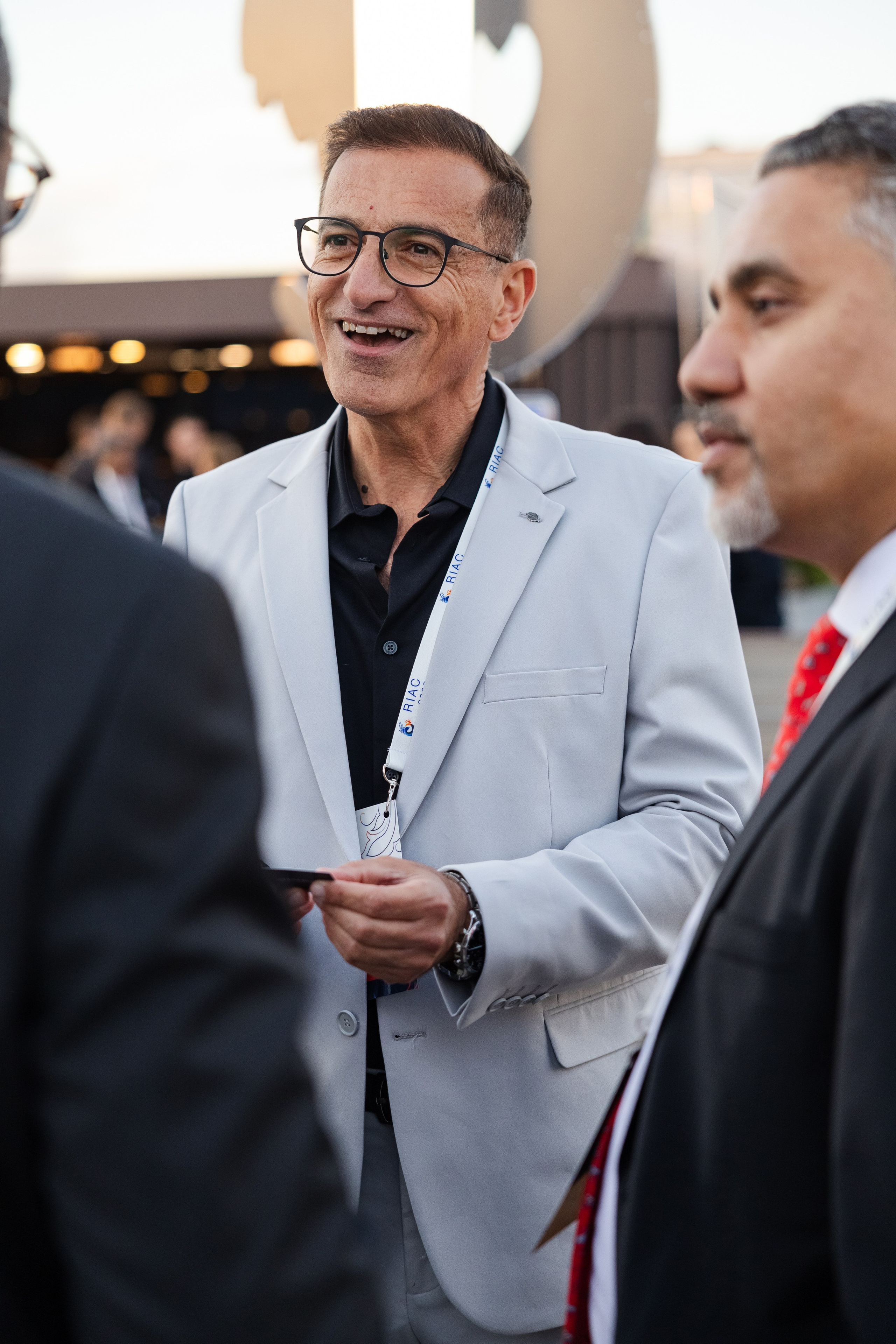 RIAC 2025. Свадебный репортажный фотограф в Москве