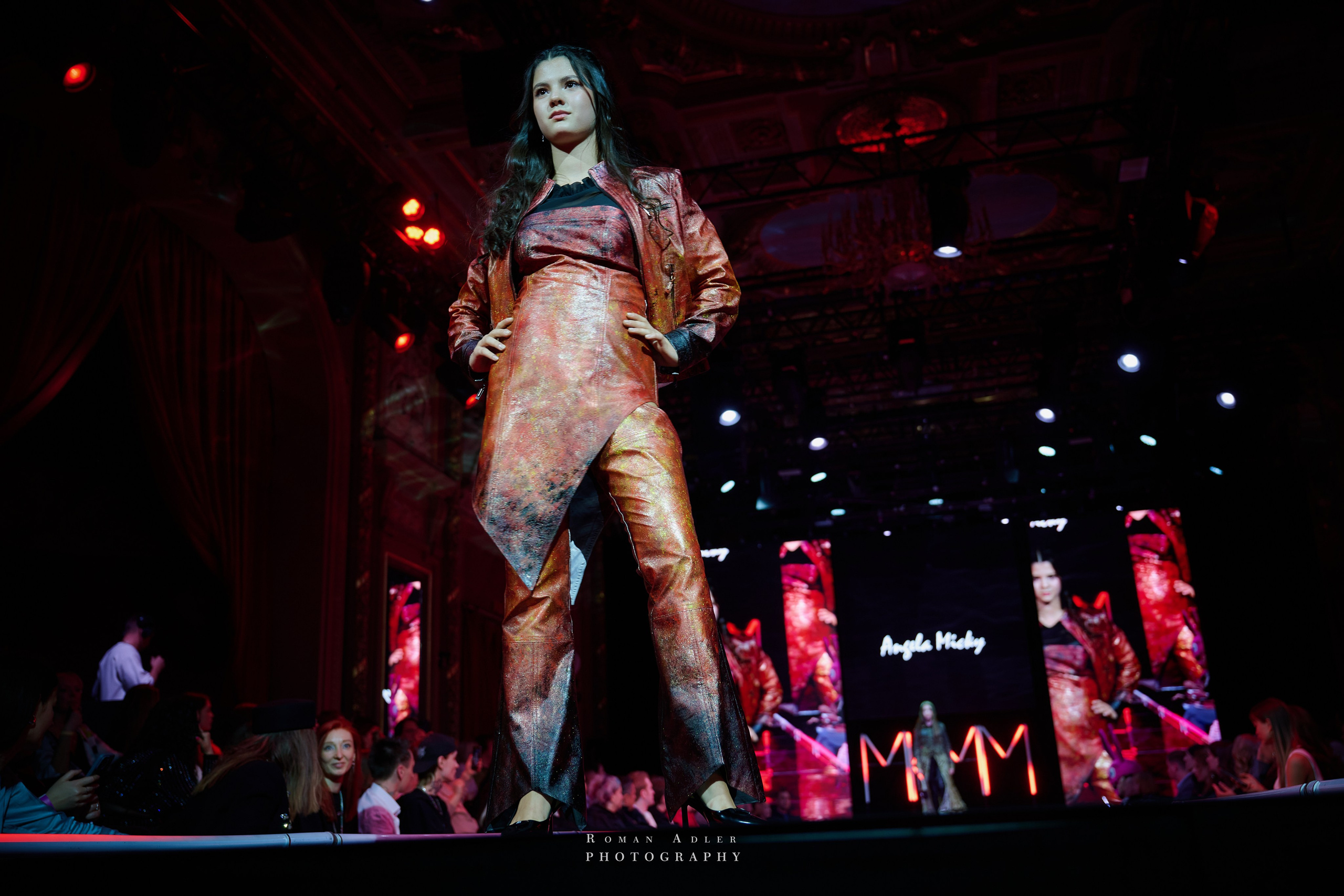МКММ весна 2025. Фотограф Роман Адлер