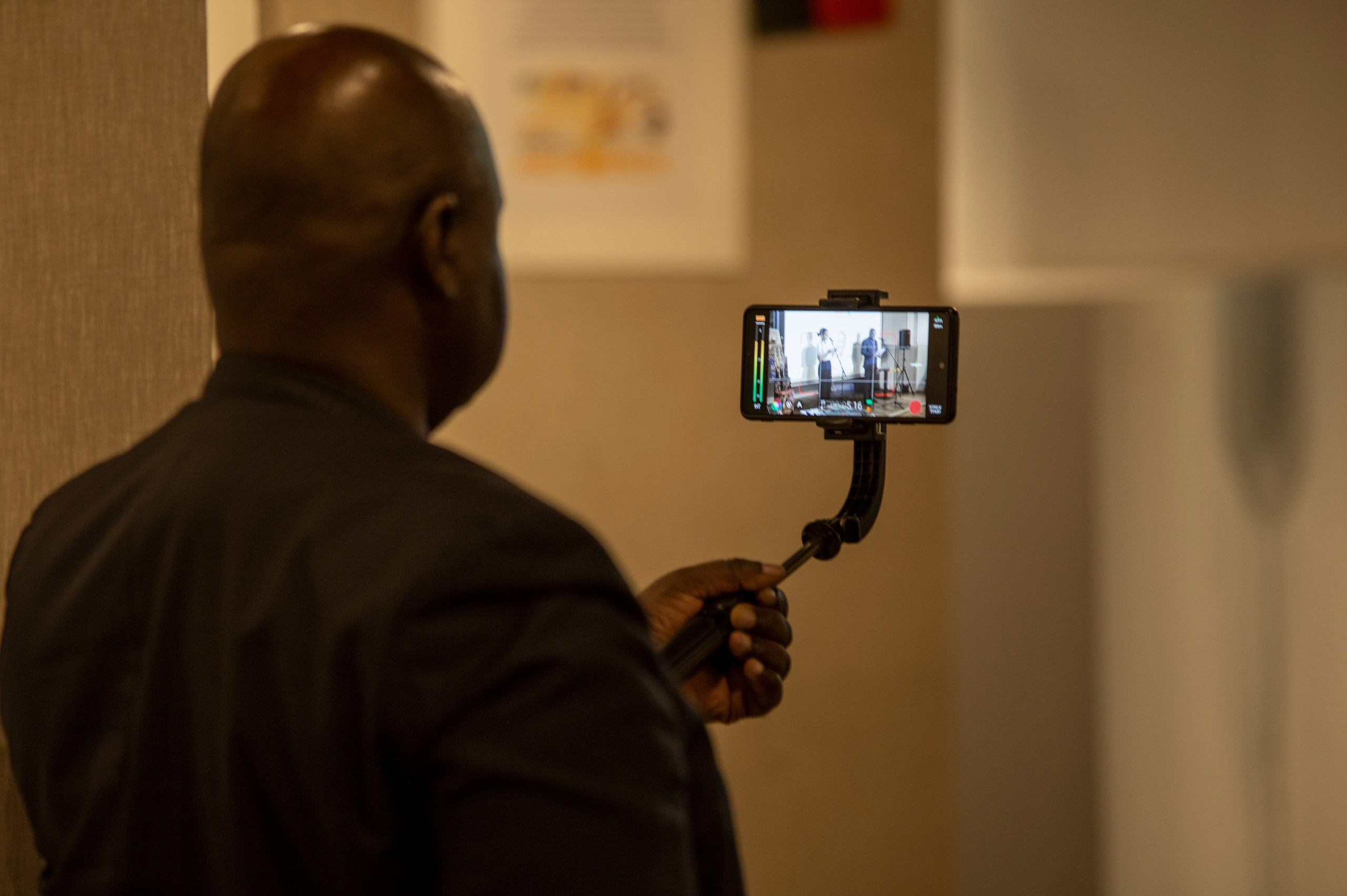 Ветераны Анголы «От прошлого к настоящему». Фотограф Роман Адлер