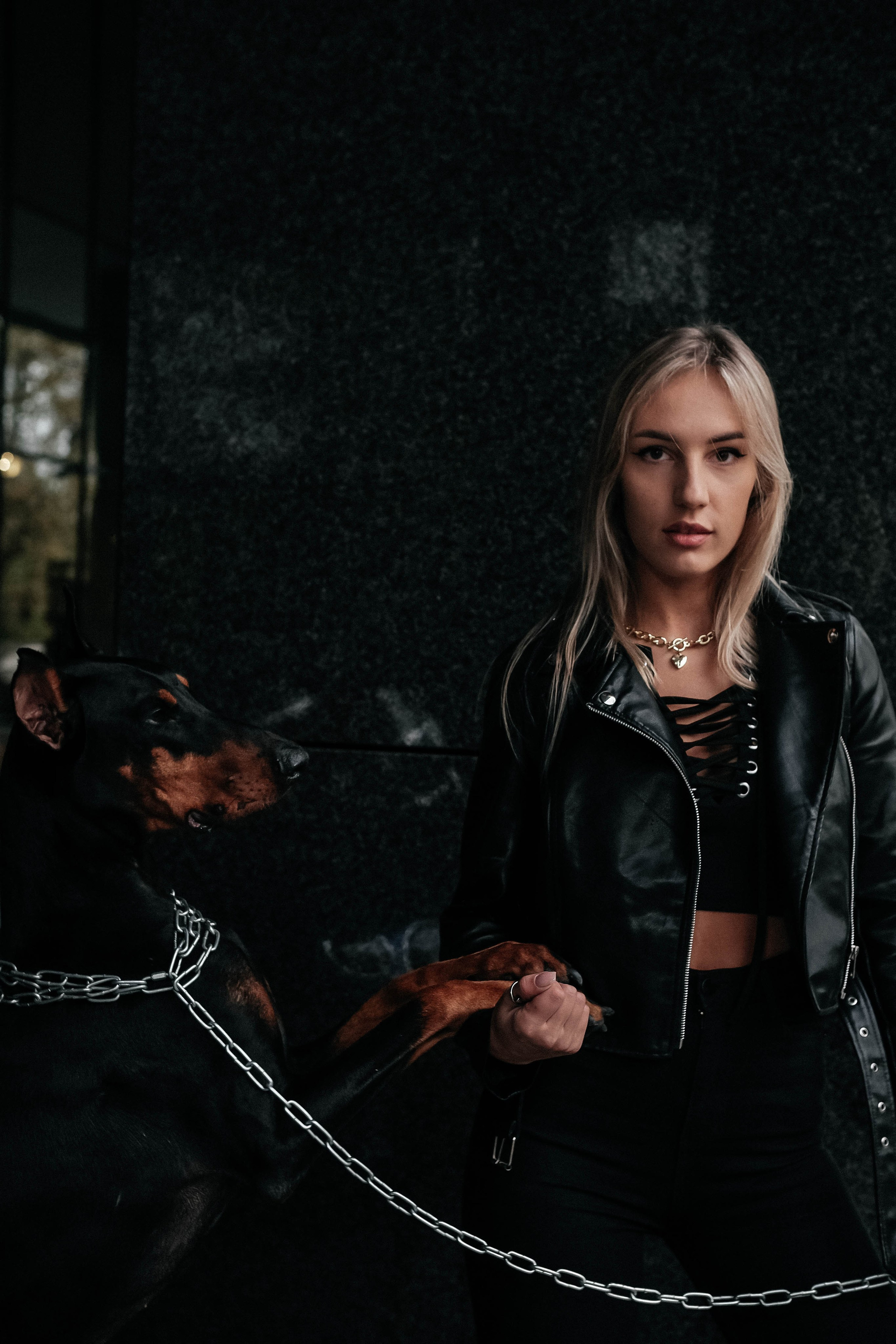 Екатерина с Добером. Главная