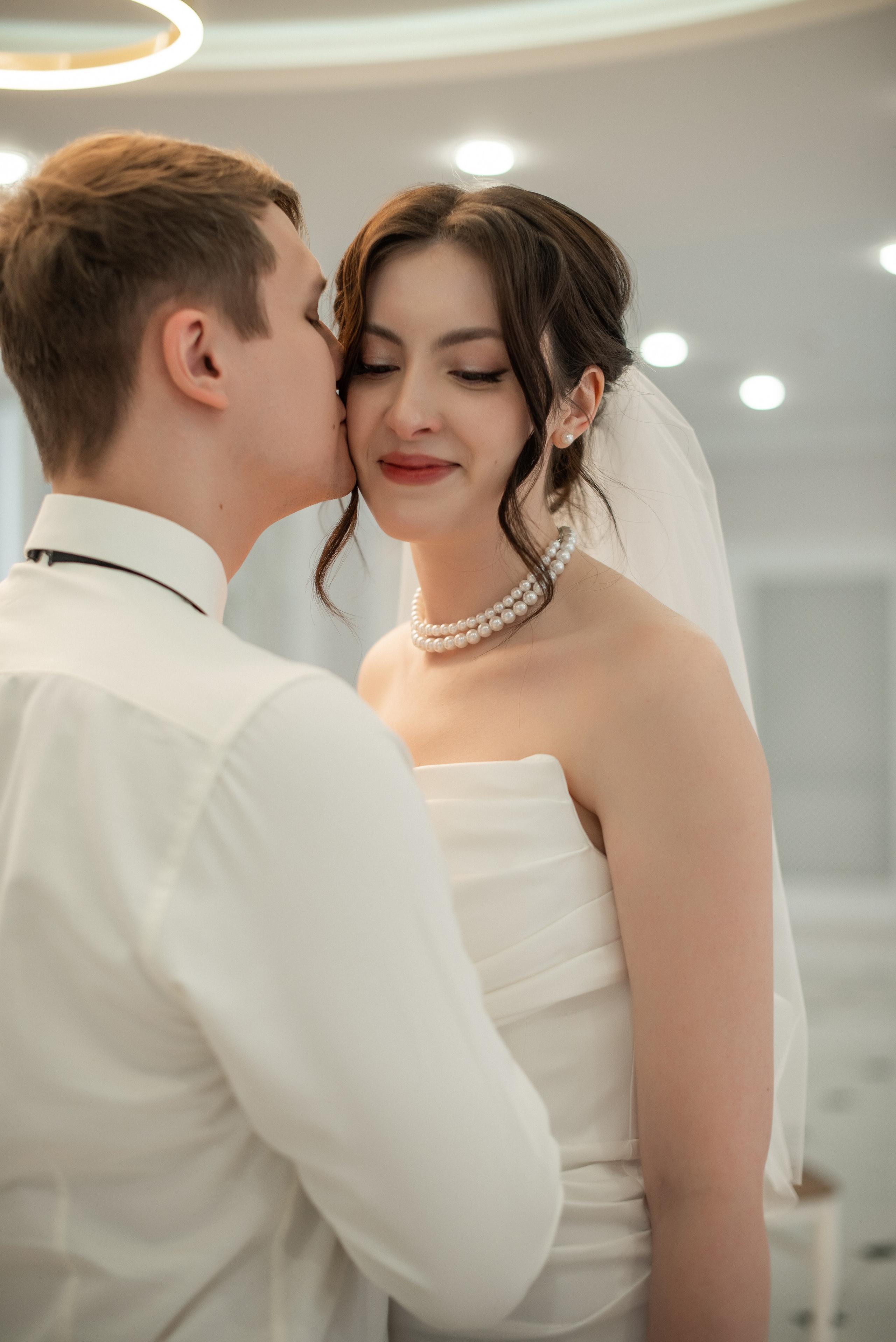 Love Story – романтическая фотосессия на фоне города. Свадебный фотограф в Миассе Татьяна Ружникова