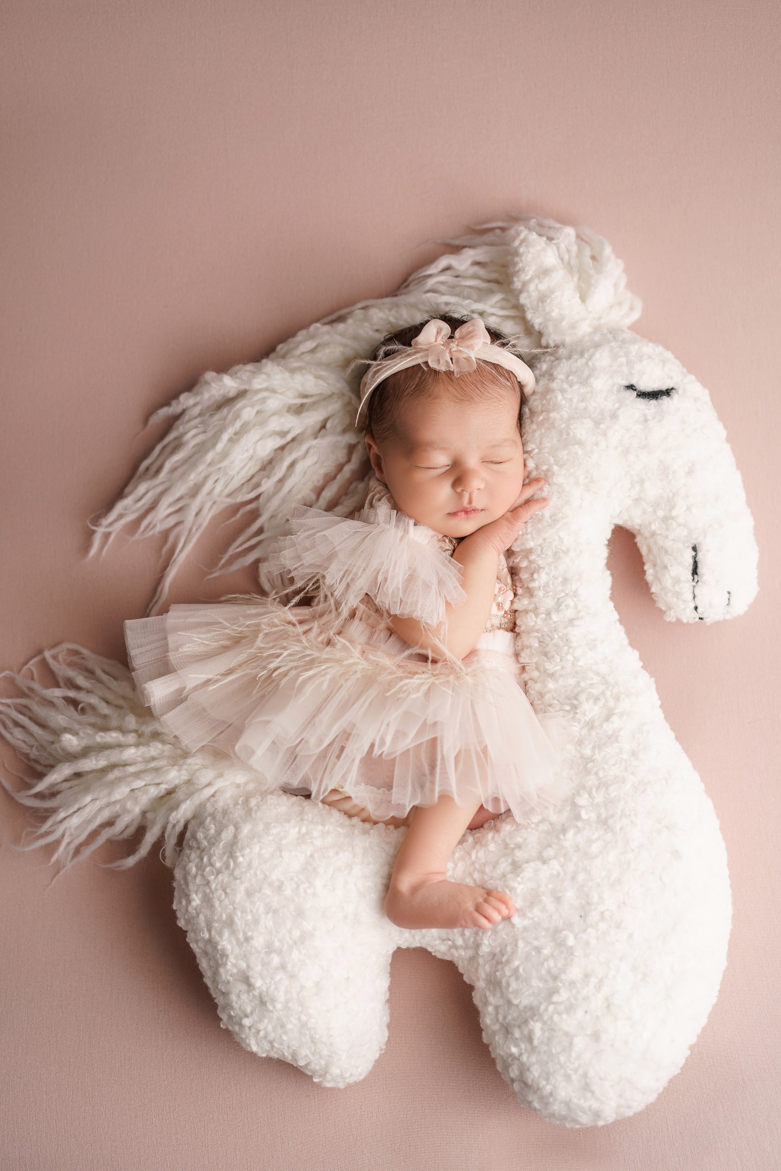 Фотосессия новорожденных | Галерея трогательных кадров малышей в стиле newborn. Фотосессия новорожденных в Москве и Московской области | Профессиональный фотограф newborn — Татьяна Иванова