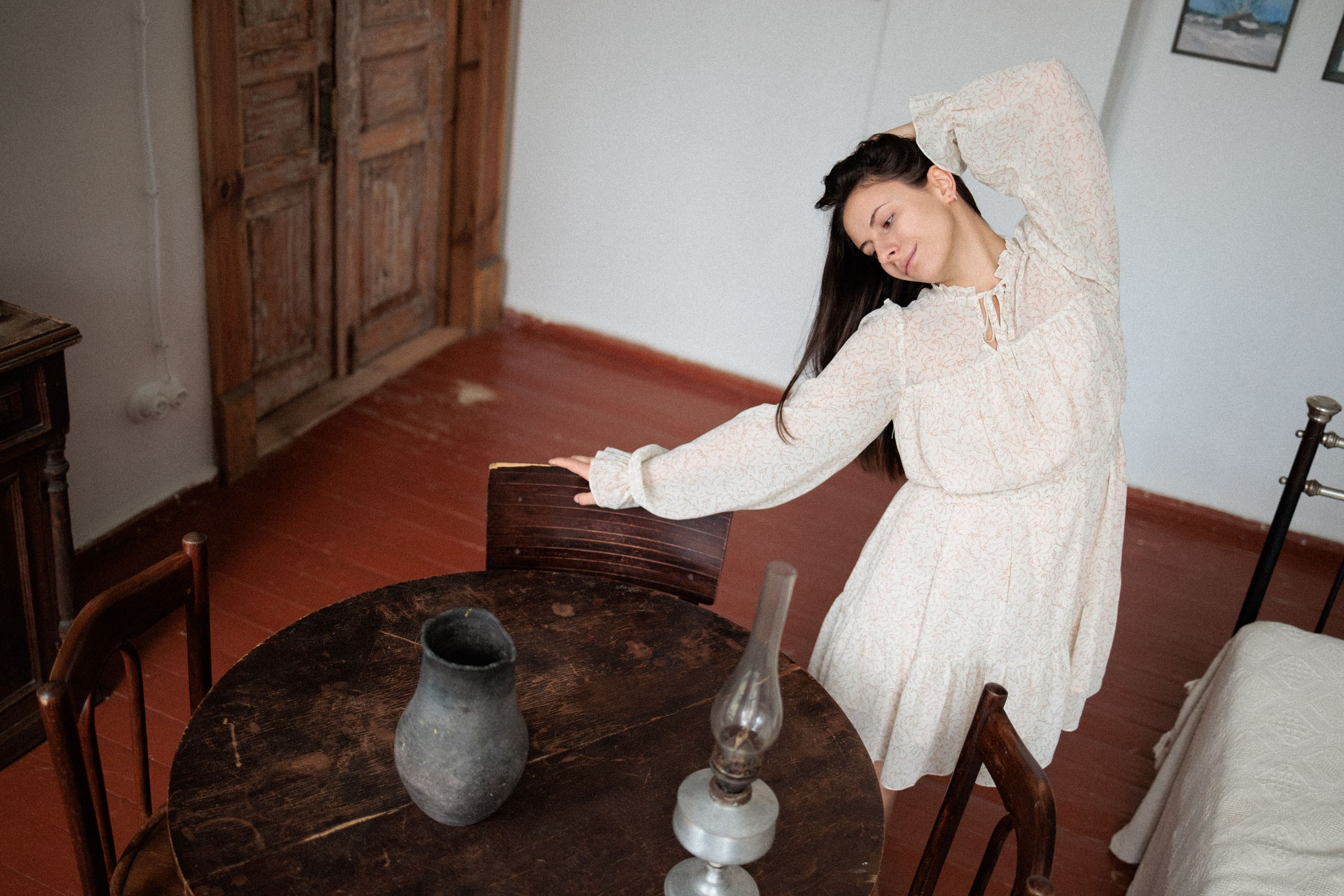 Фотоальбом с избранными женскими портретами