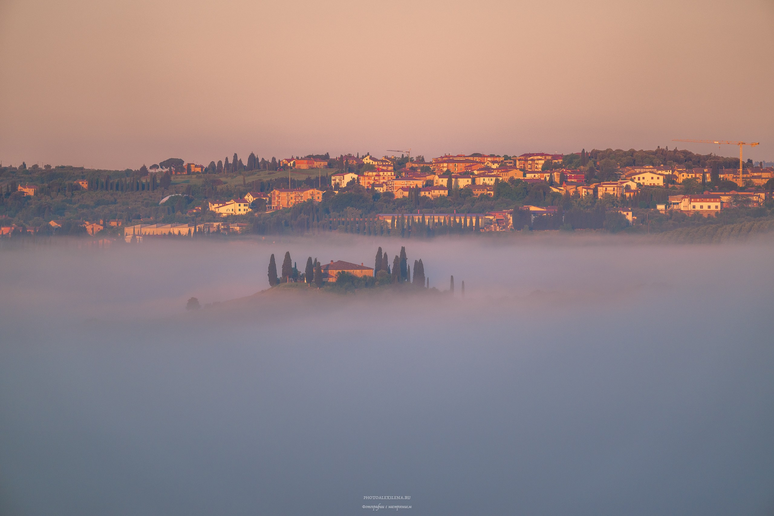 Волшебное утро в Тоскане. Авторские стильные фотокартины