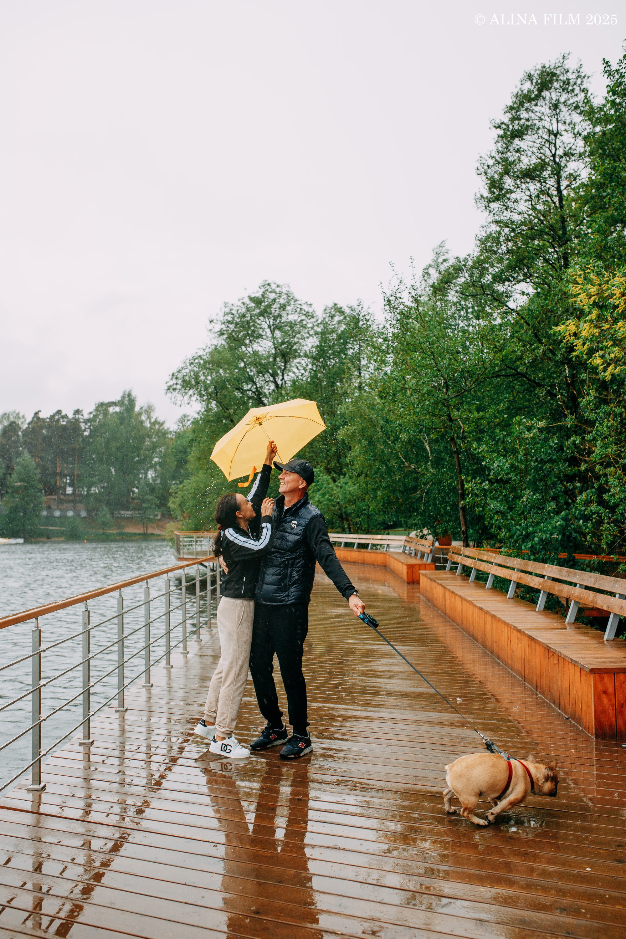 Фотосессия в дождь на Озерках. Фотограф в Санкт-Петербурге Alina Film