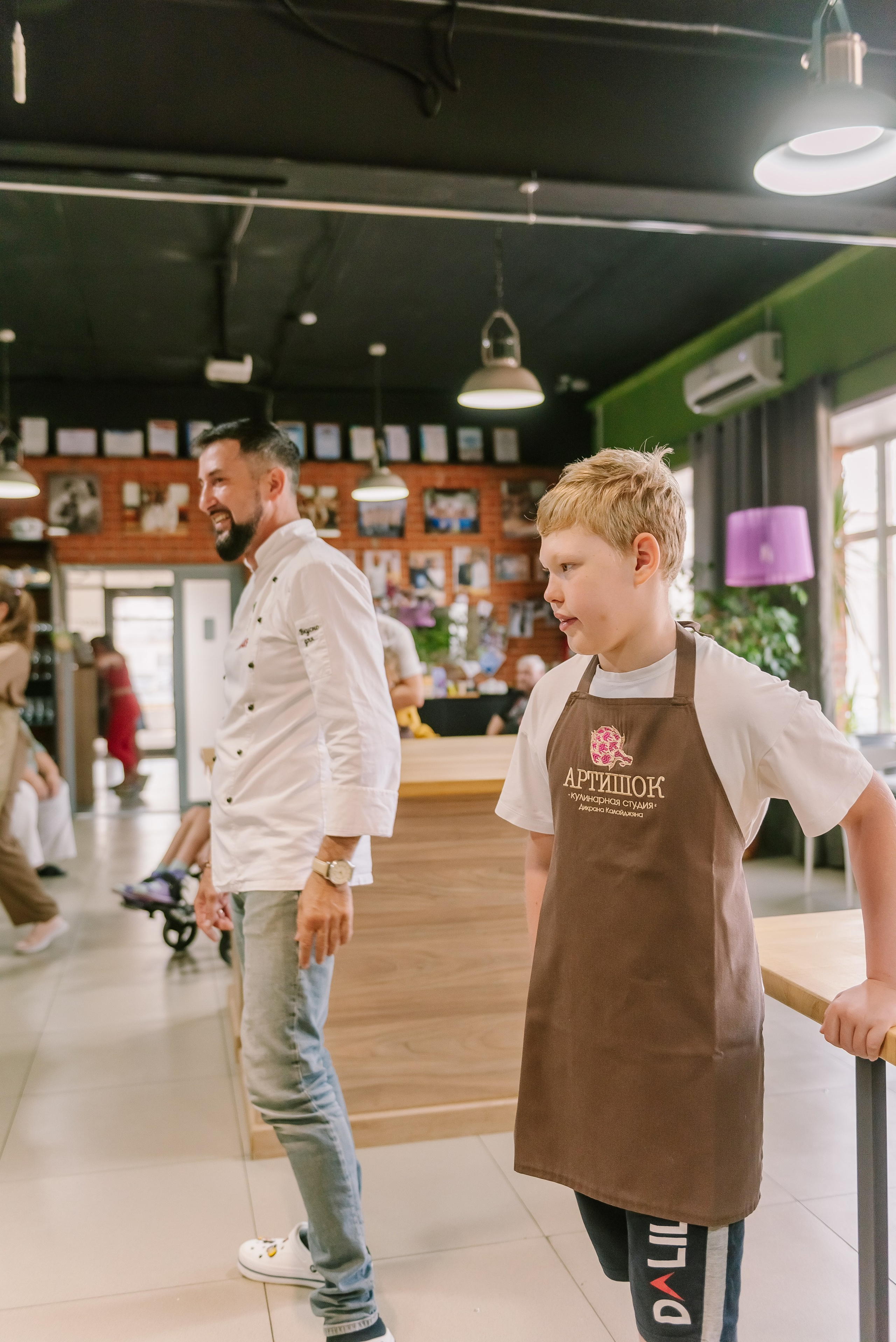 Инклюзивная кухня добра в Артишок 30. 07.35. Детский фотограф, семейный фотограф и репортажи в Кемерово