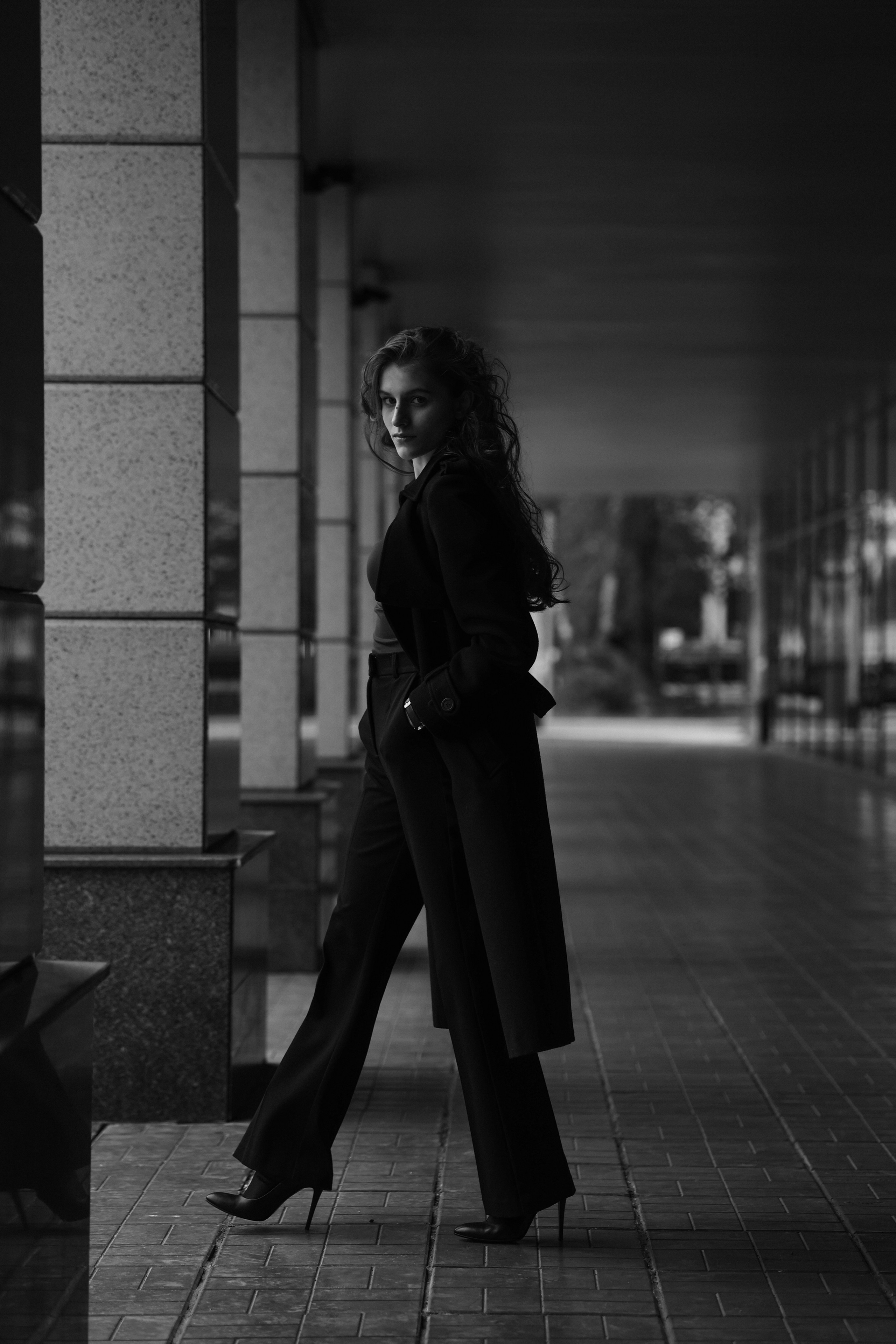 Новокузнецкая. Юрий Белозёров фотограф