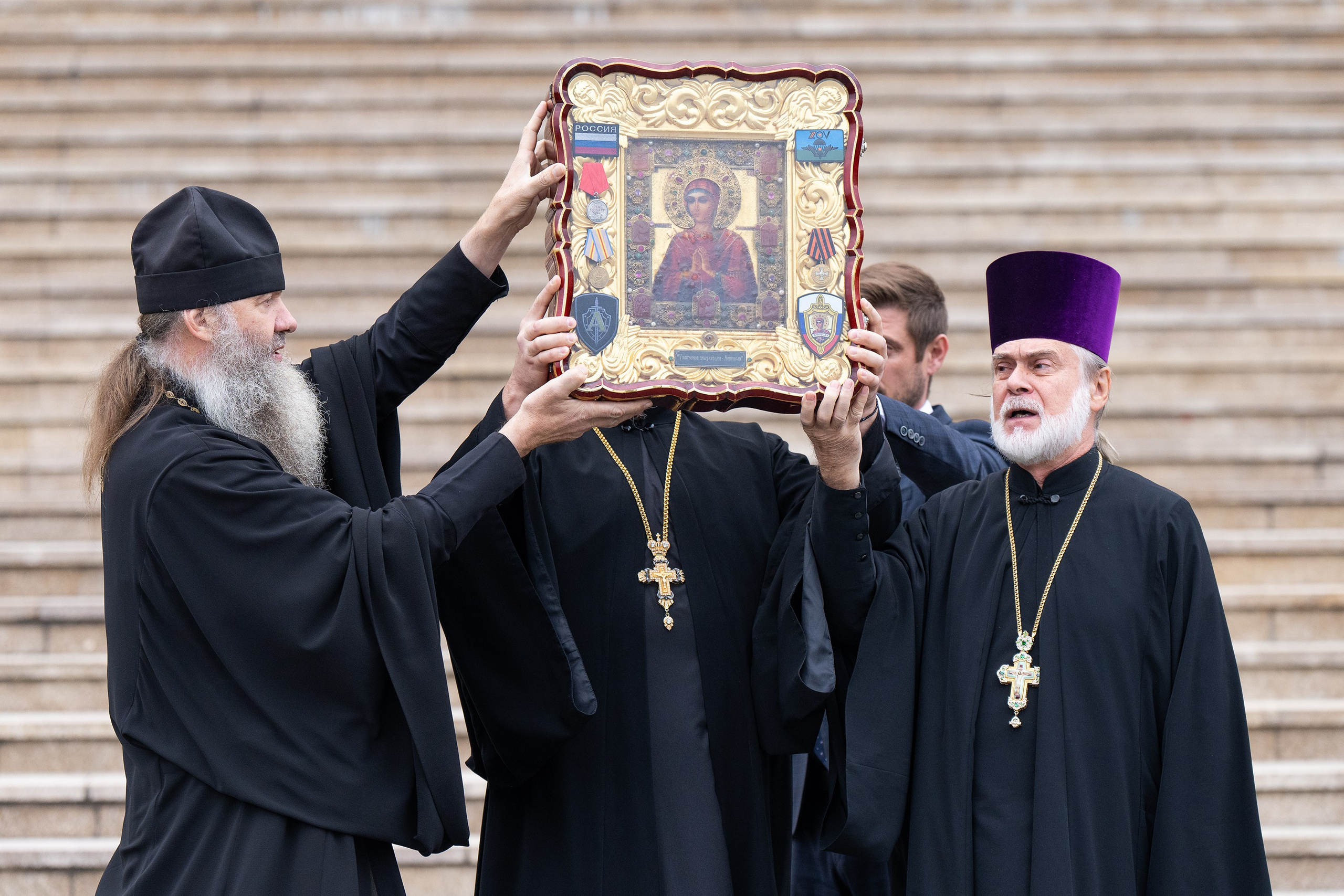 Репортажный фотограф в Сочи — профессиональная съёмка событий и мероприятий. Профессиональная фотосъемка в Сочи: репортаж, предметная, ювелирная фотосъемка, недвижимость, фуд-фотография. Фотограф Александр Афанасьев