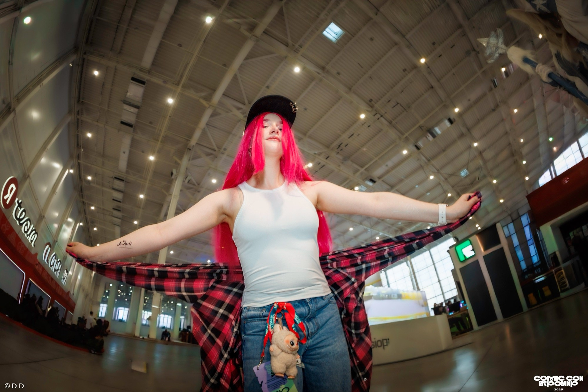 Comic Con Игромир 2025. Различные мероприятия и просто фотографии людей