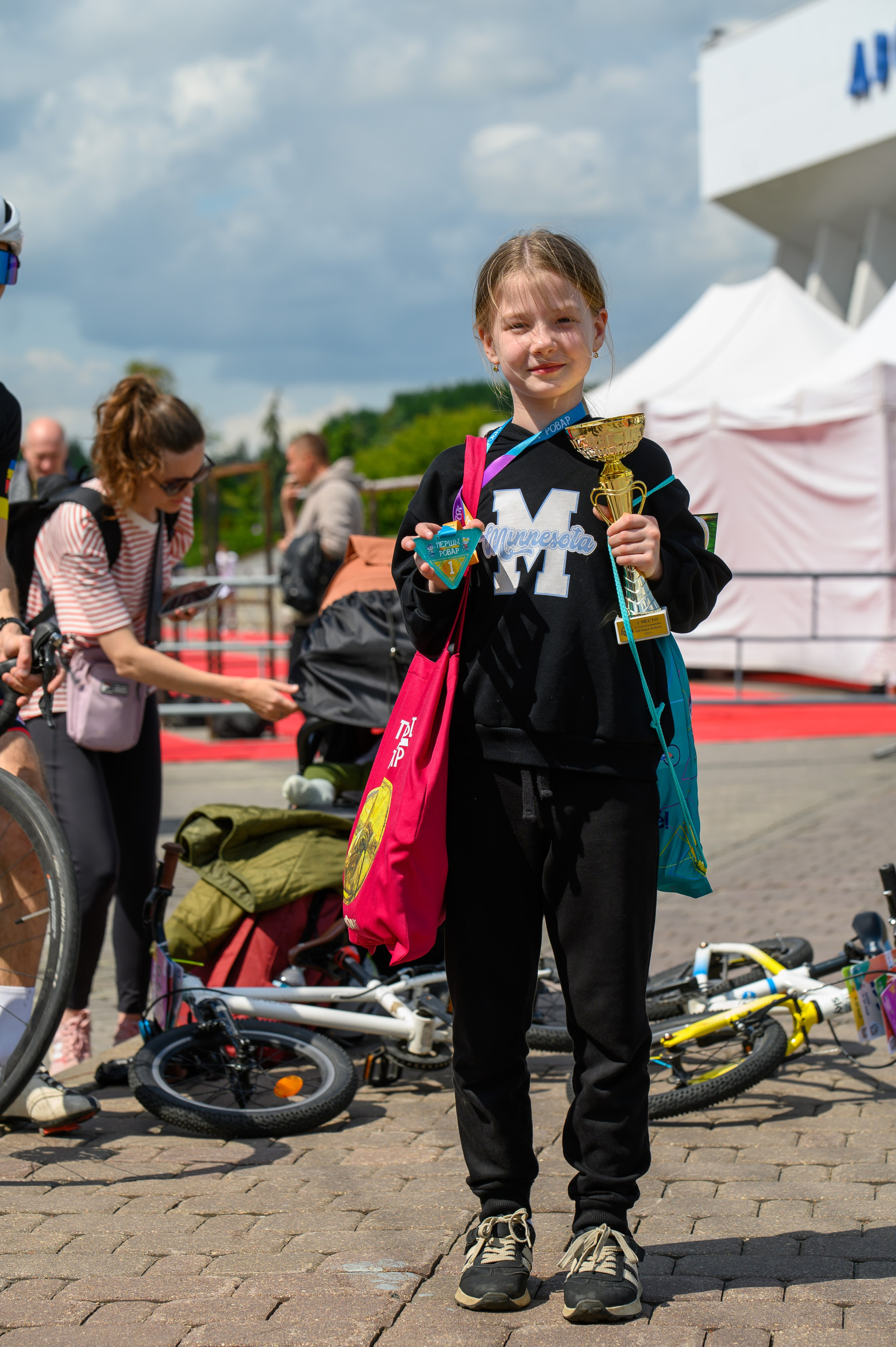 Репортажная съемка с открытия магазина. Фотоуслуги, услуги фотографа, фотографирование важных событий