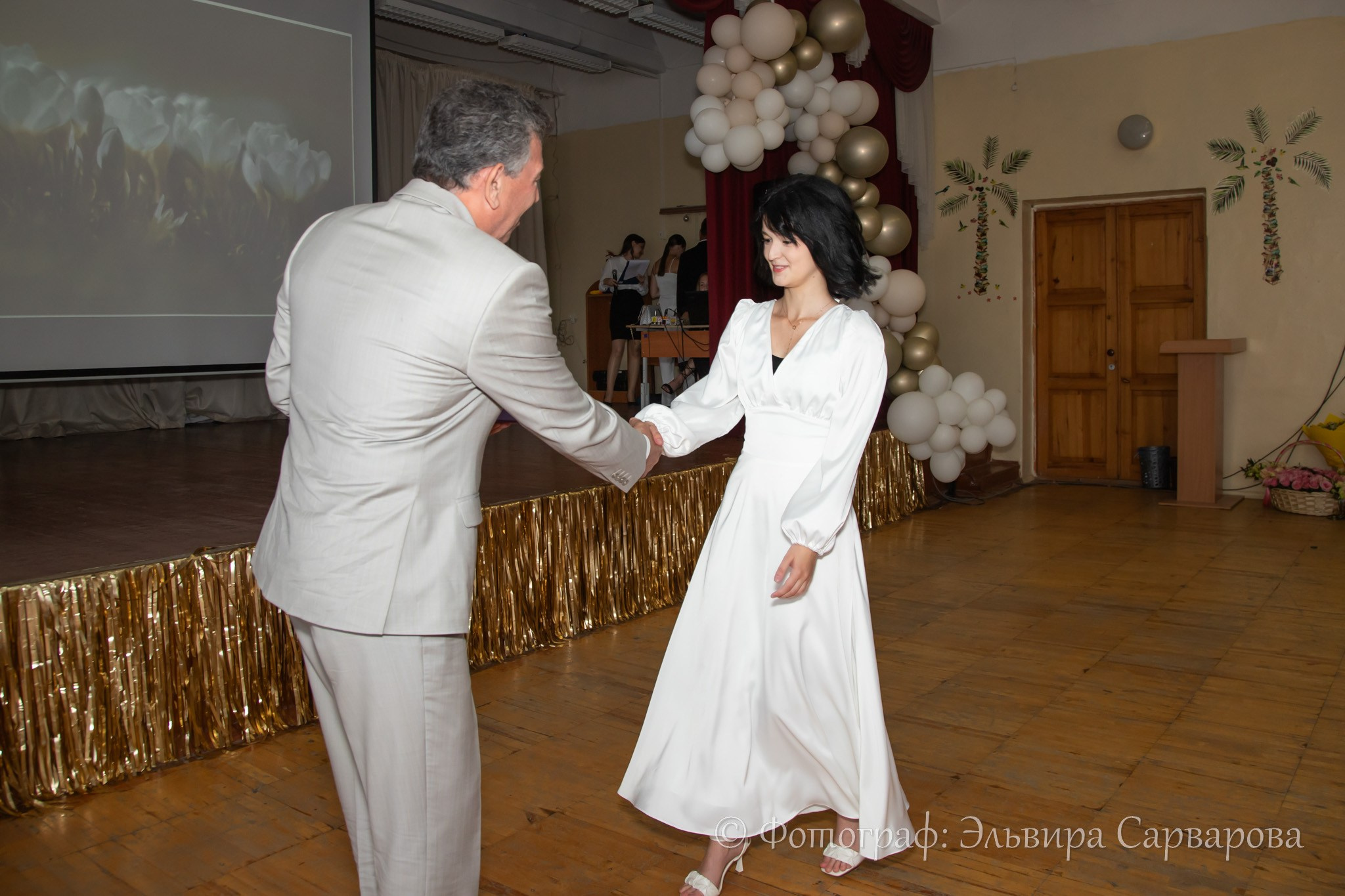 Вручение аттестатов 9 класс. Репортажный Фотограф