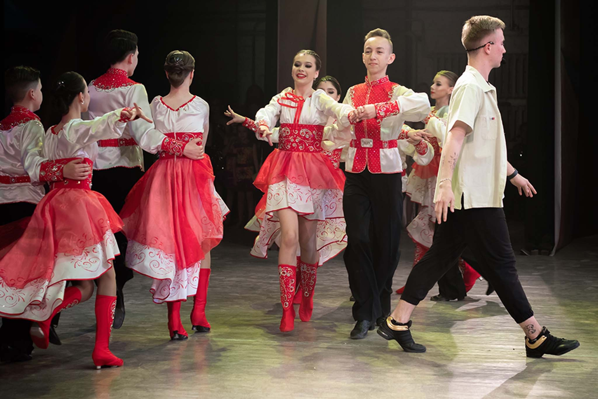 Выступление Анжелы и Руслана. Репортажный Фотограф