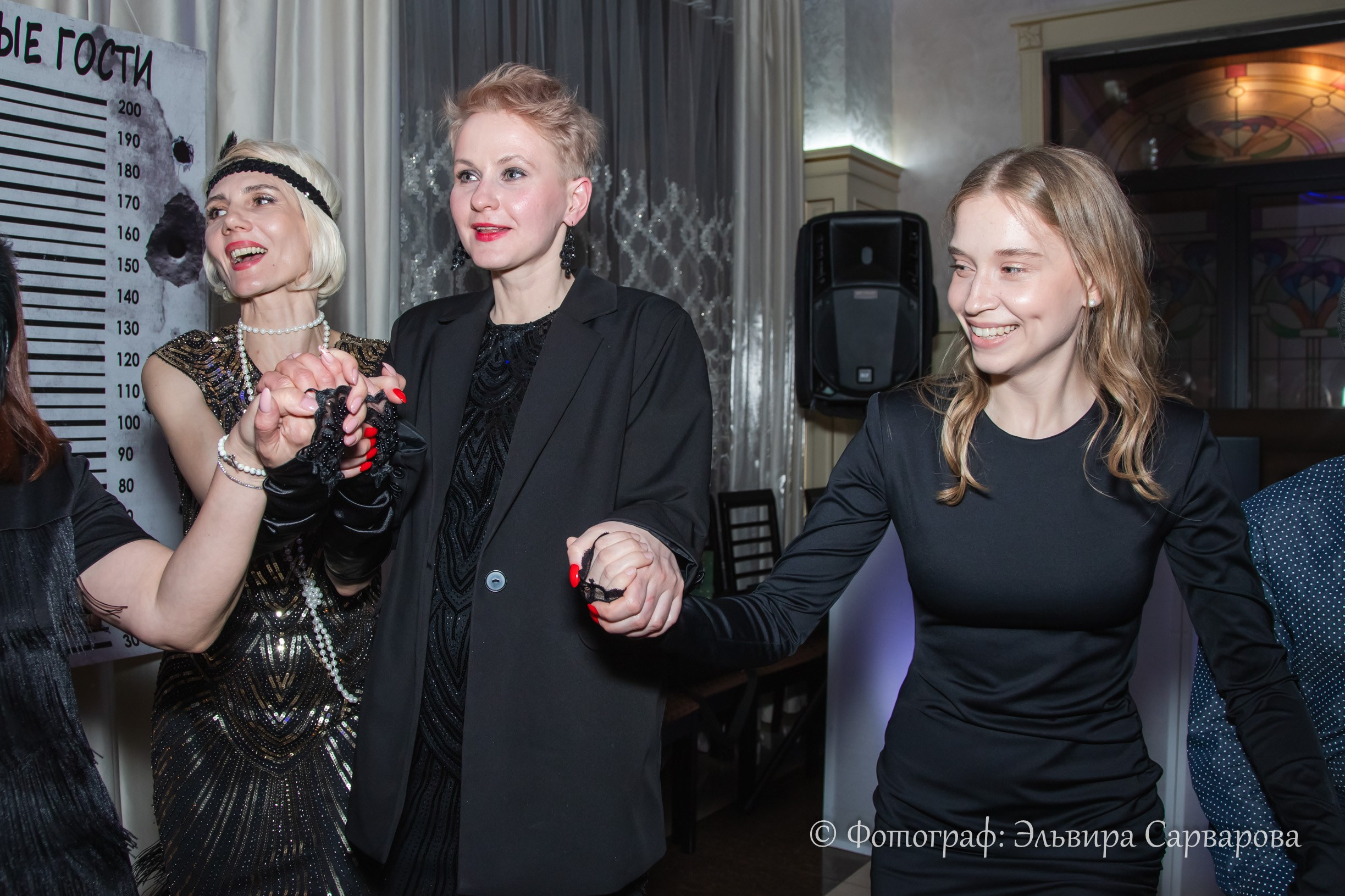 Гангстерская вечеринка в стиле 1920-х. Репортажный Фотограф