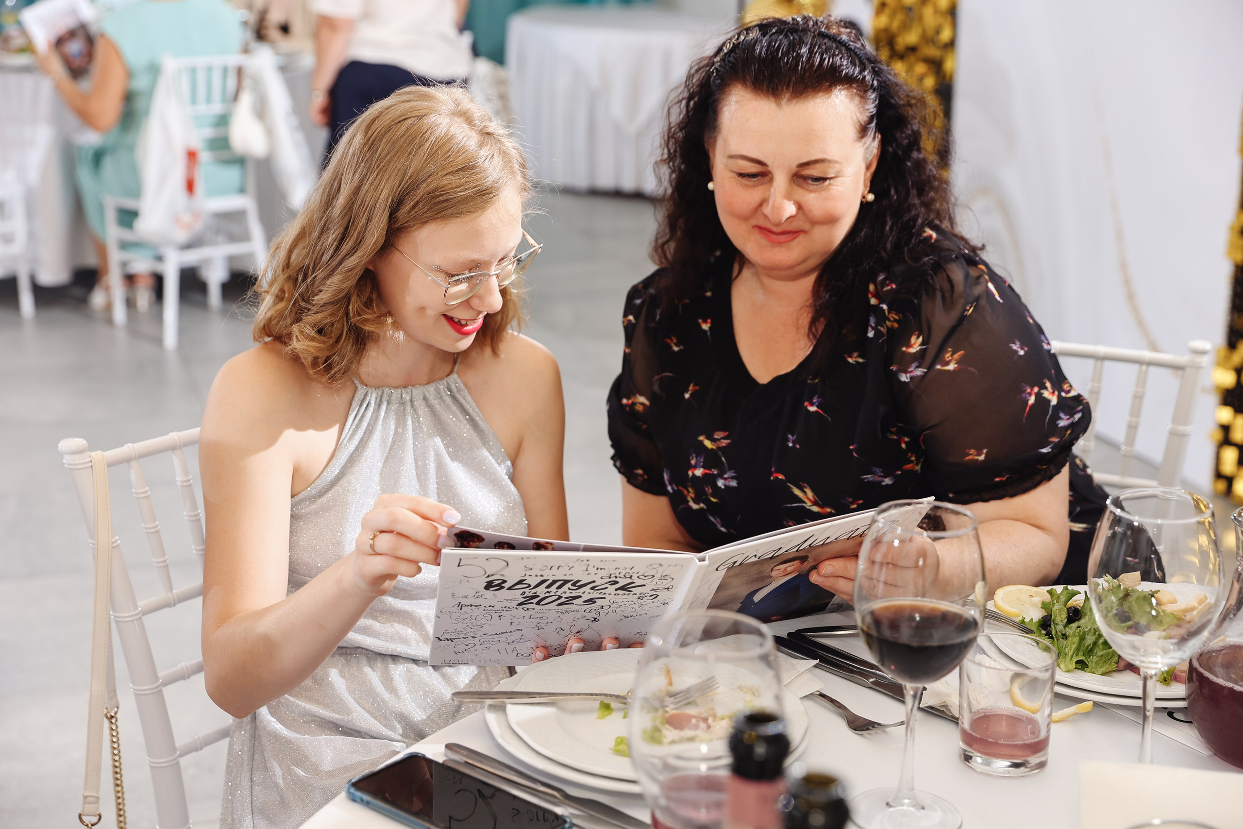 Выпуск 2025. Марина Соколова. Контентный и семейный фотограф г. Красноярск