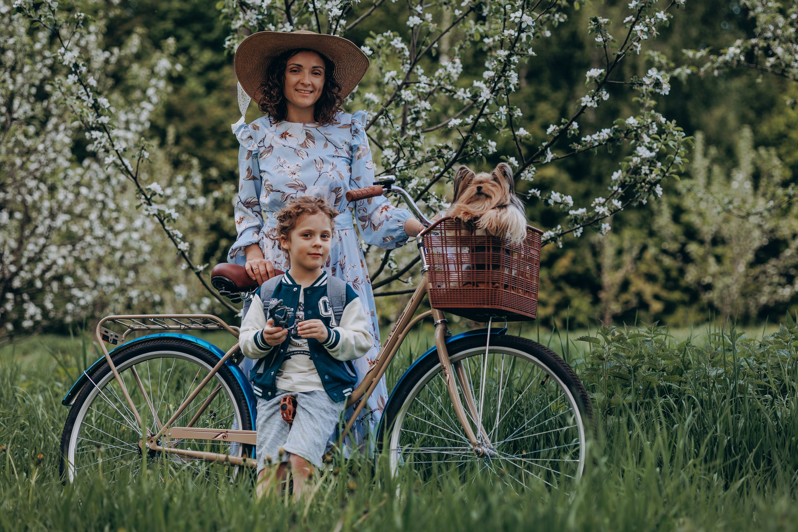 Прогулка с Юлией и Сэми в Ленинских горках. Семейный, женский фотограф Москве Лиза Лутцева