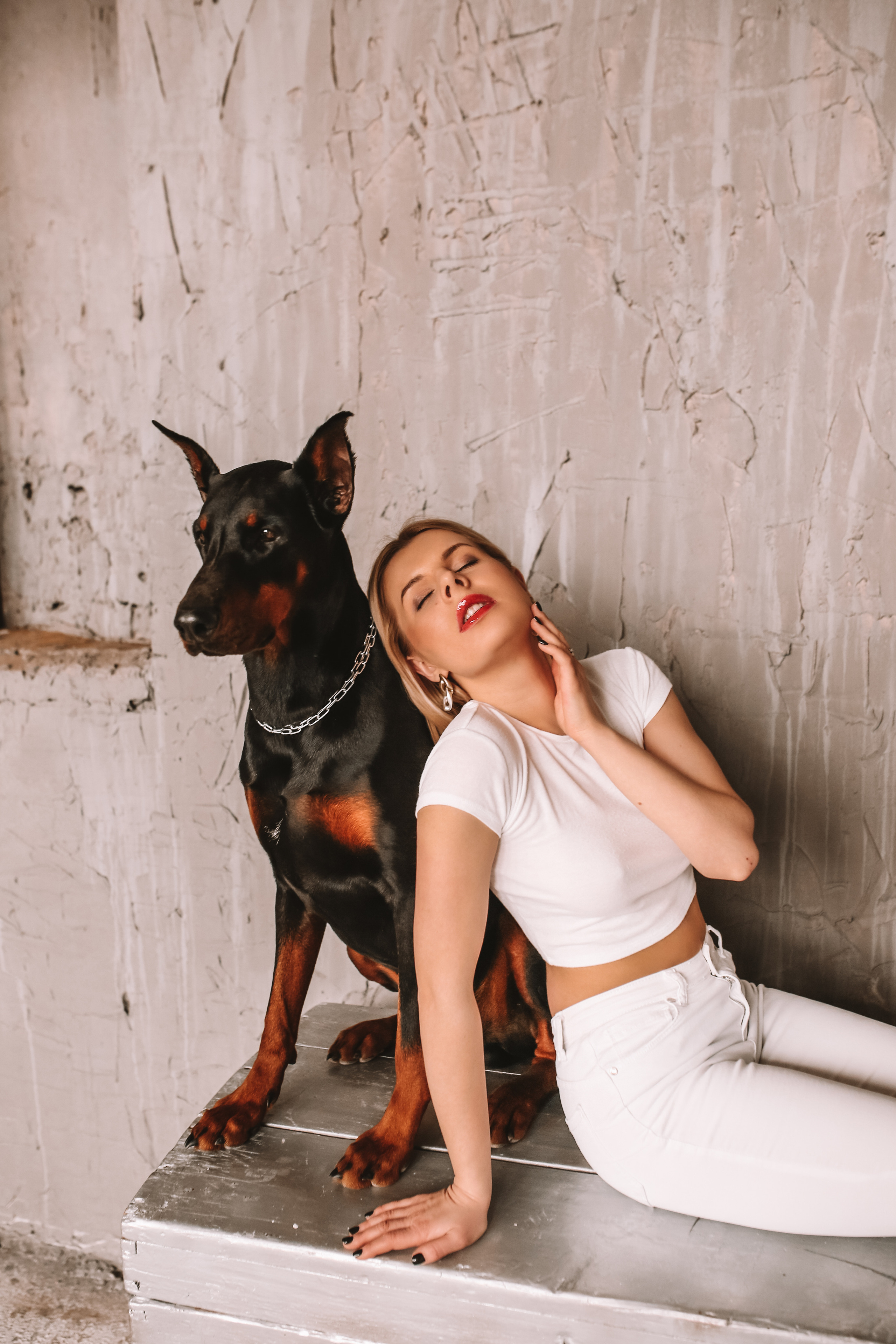 С Доберманом. Фотограф Смоленск Дина Петровская