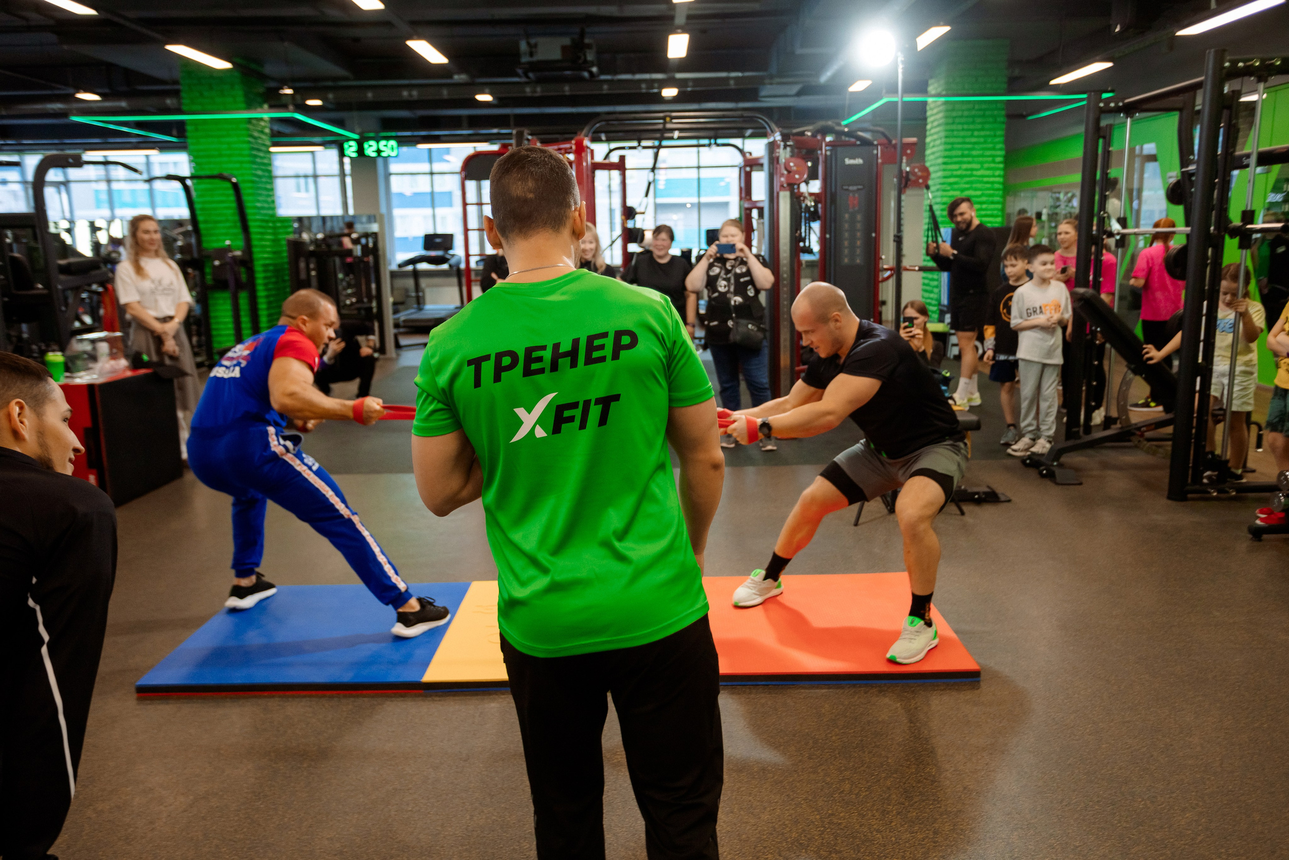 РЕПОРТАЖ: ФИТНЕСС-КЛУБ X-FIT. Профессиональный фотограф в Ижевске Леша Петров