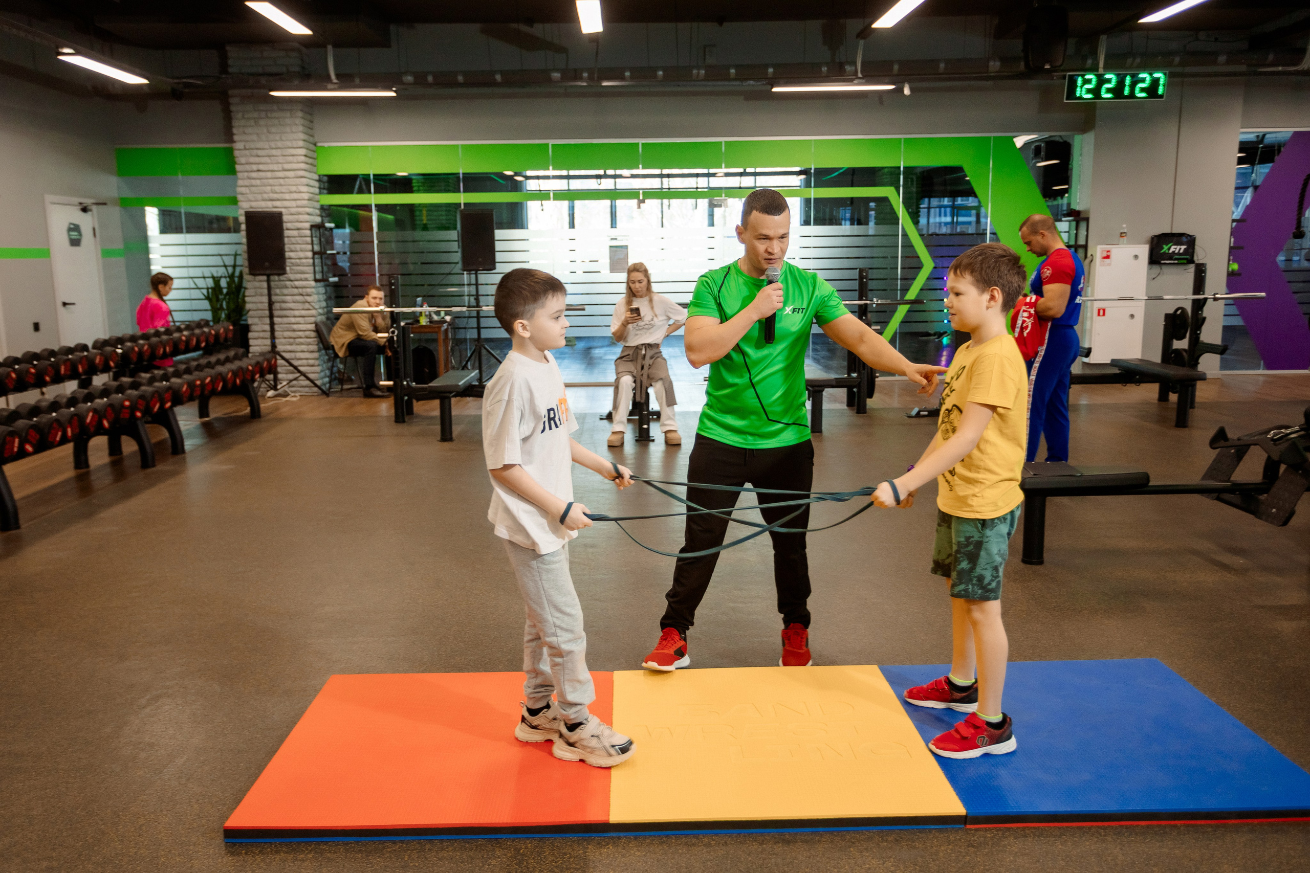 РЕПОРТАЖ: ФИТНЕСС-КЛУБ X-FIT. Профессиональный фотограф в Ижевске Леша Петров