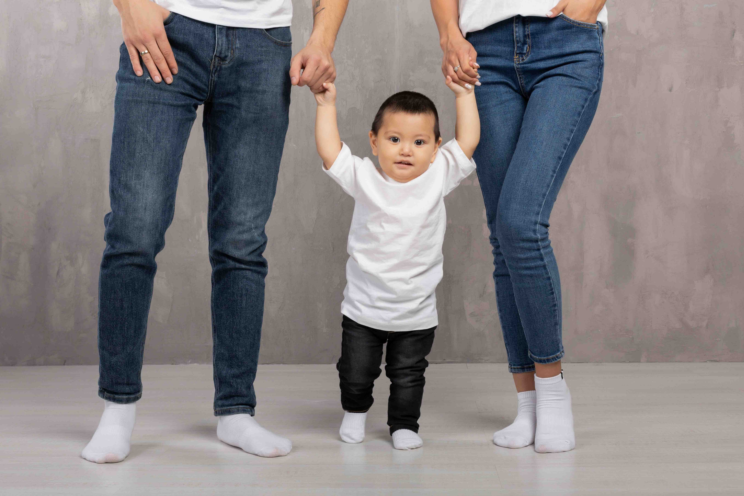 Фотосессия семейная. Фотостудия Алматы. Семейная и детская фотостудия Family studio.Фотограф Алматы