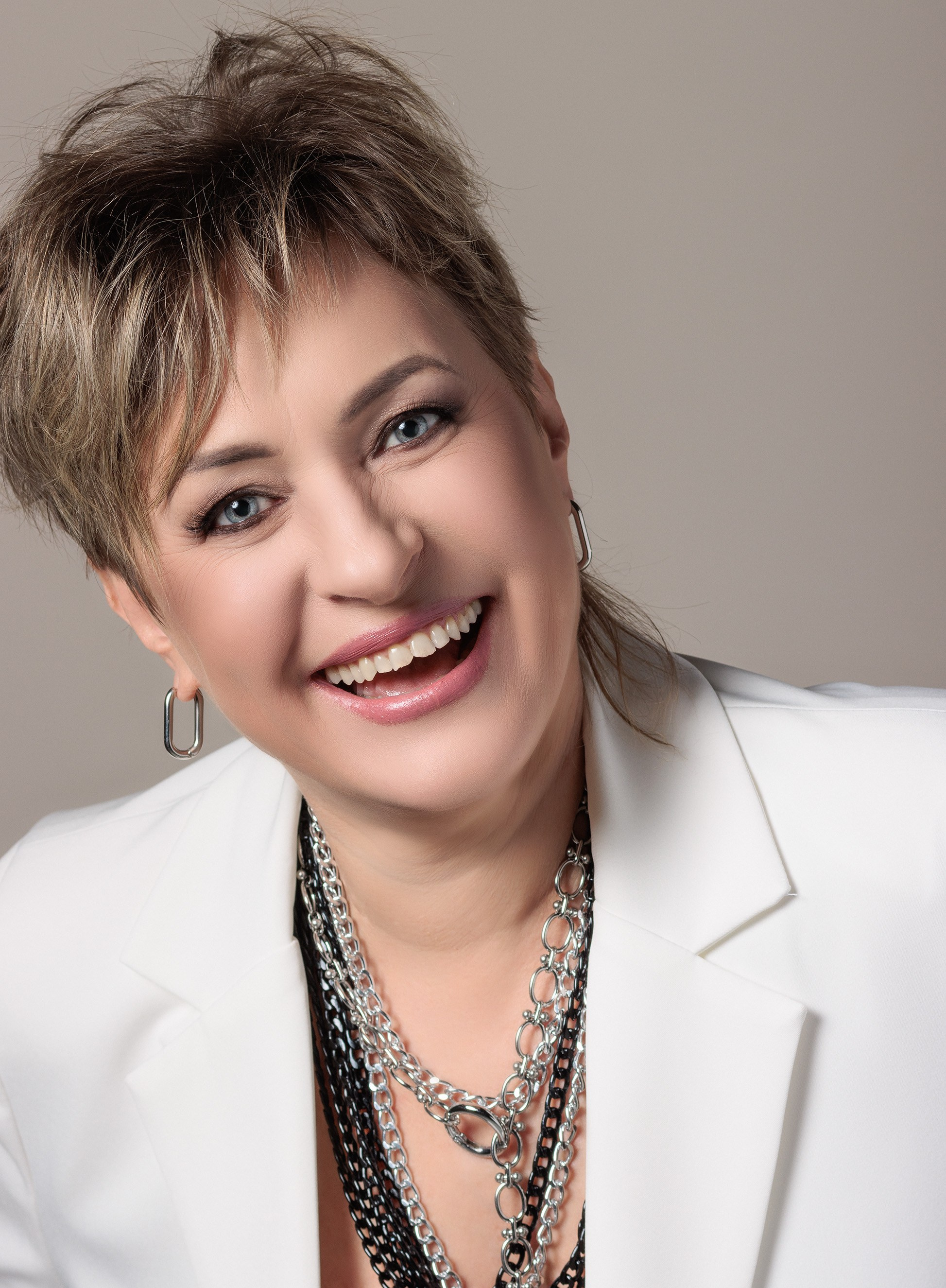 Светлана Афанасьева. Дизайнер, основатель бренда эксклюзивных украшений "BELLJ_vl". Фотосессия в Efimov Studio. Фотограф Сергей Ефимов. #СергейЕфимовФото