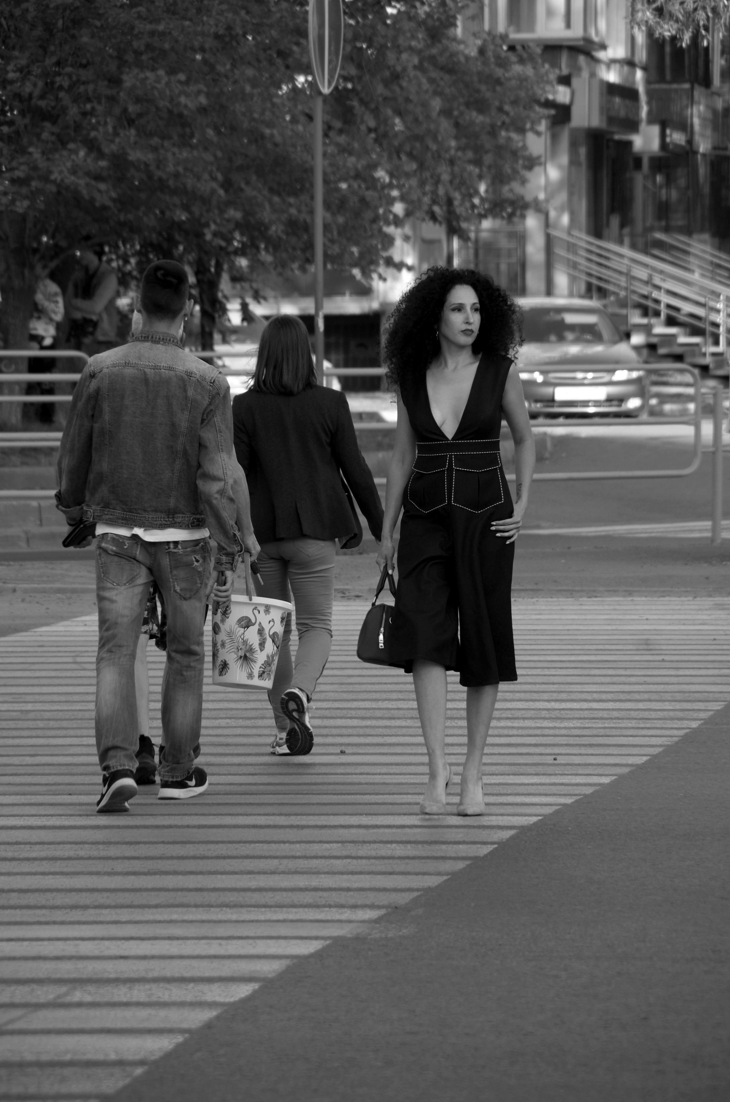 Женский портрет: стрит. Фотограф Марина Доглядная Челябинск фотосессии с лошадьми, мотоциклами