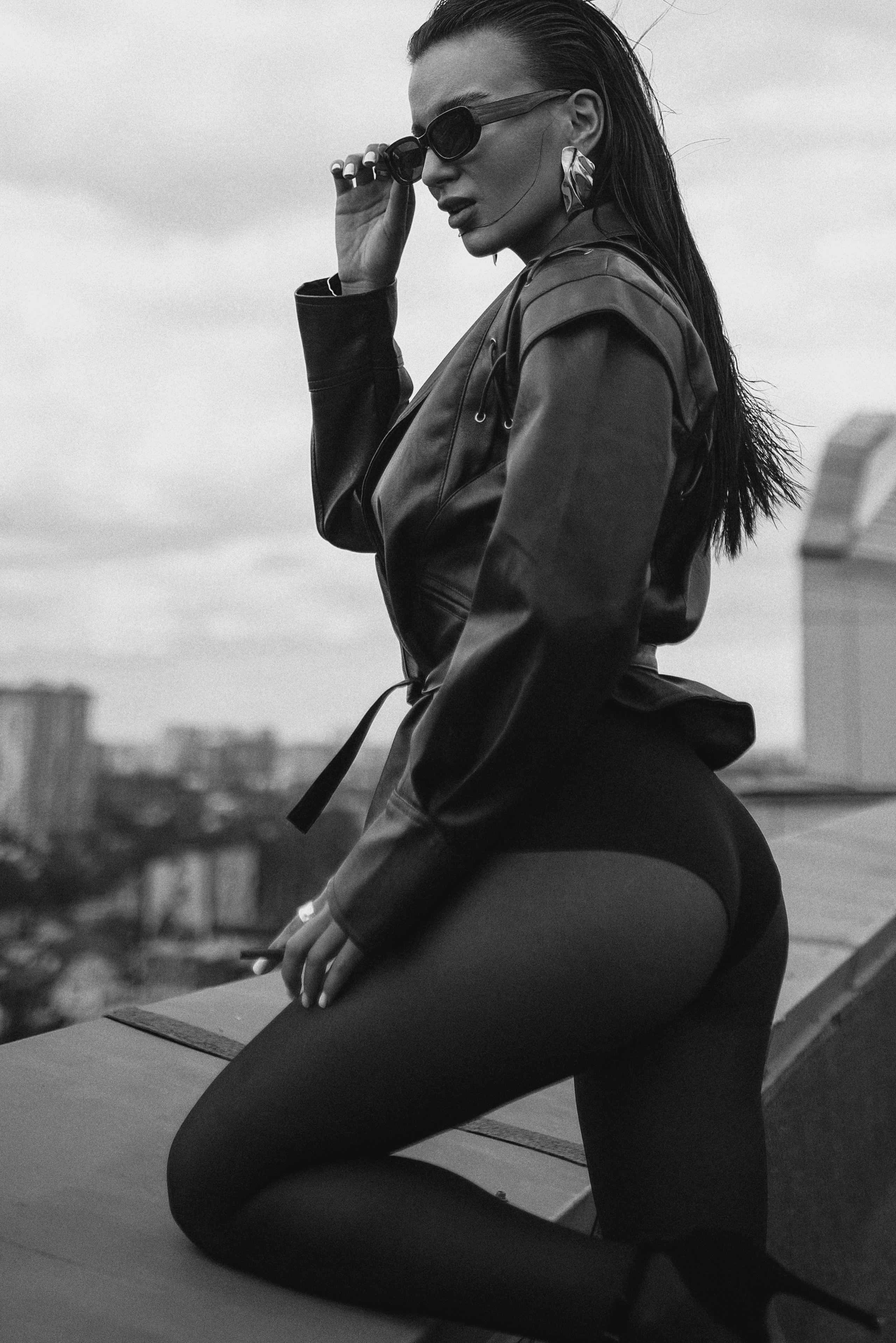 Фотосессия в Новосибирске: Сексуальный образ на крыше с видом на реку |Дарья Едапина. Фотограф Дарья Едапина Новосибирск