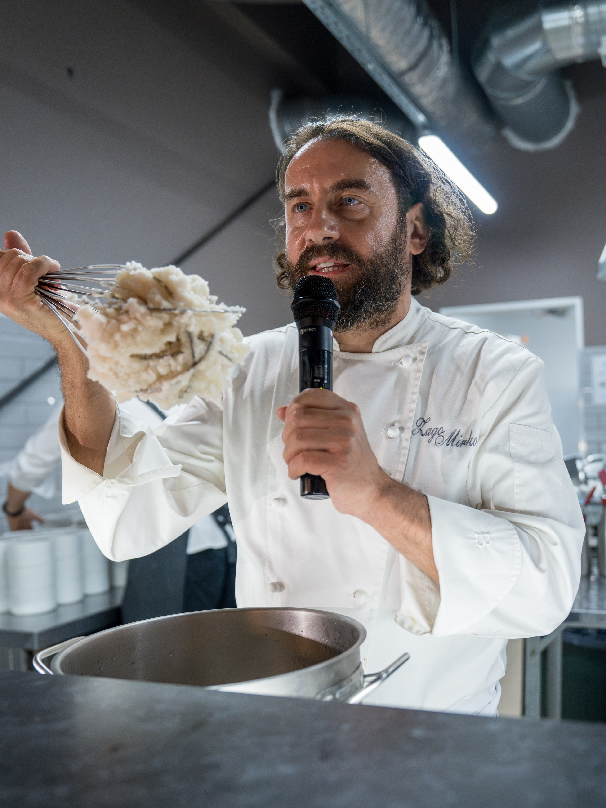 Гастрономический ужин «Лесная Италия» с Мирко Дзаго в ресторане RiverSide. Репортажный фотограф в Красной Поляне и Сочи Павлюченко Екатерина