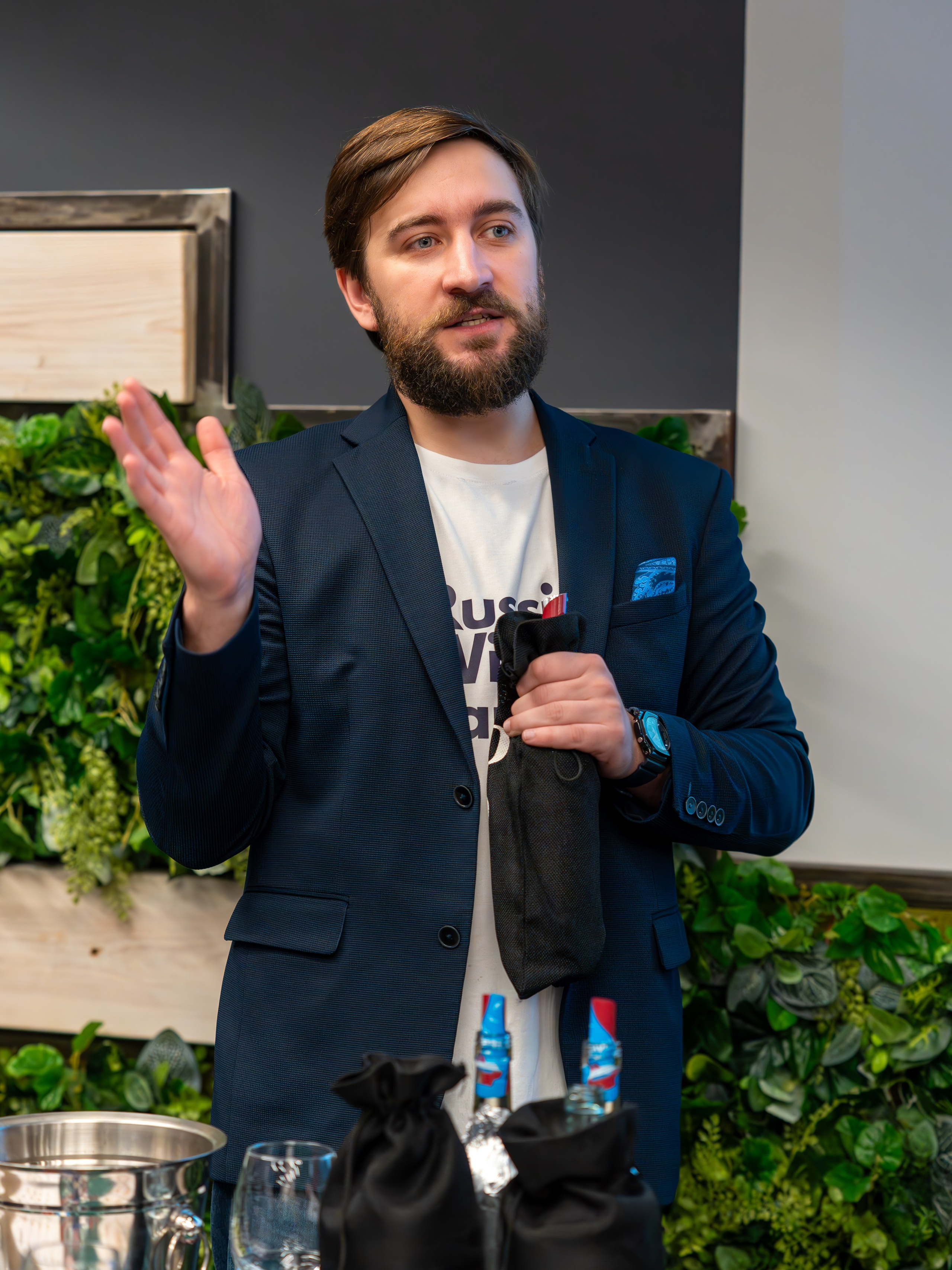 MICE мероприятие — мастер класс по акварели. Репортажный фотограф в Красной Поляне и Сочи Павлюченко Екатерина