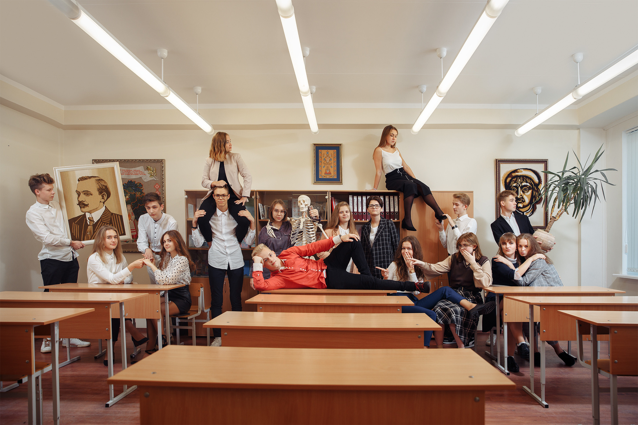 Школа. СТУДИЯ ХОРОШИХ ВЫПУСКНЫХ АЛЬБОМОВ МИНСК И ОБЛАСТЬ